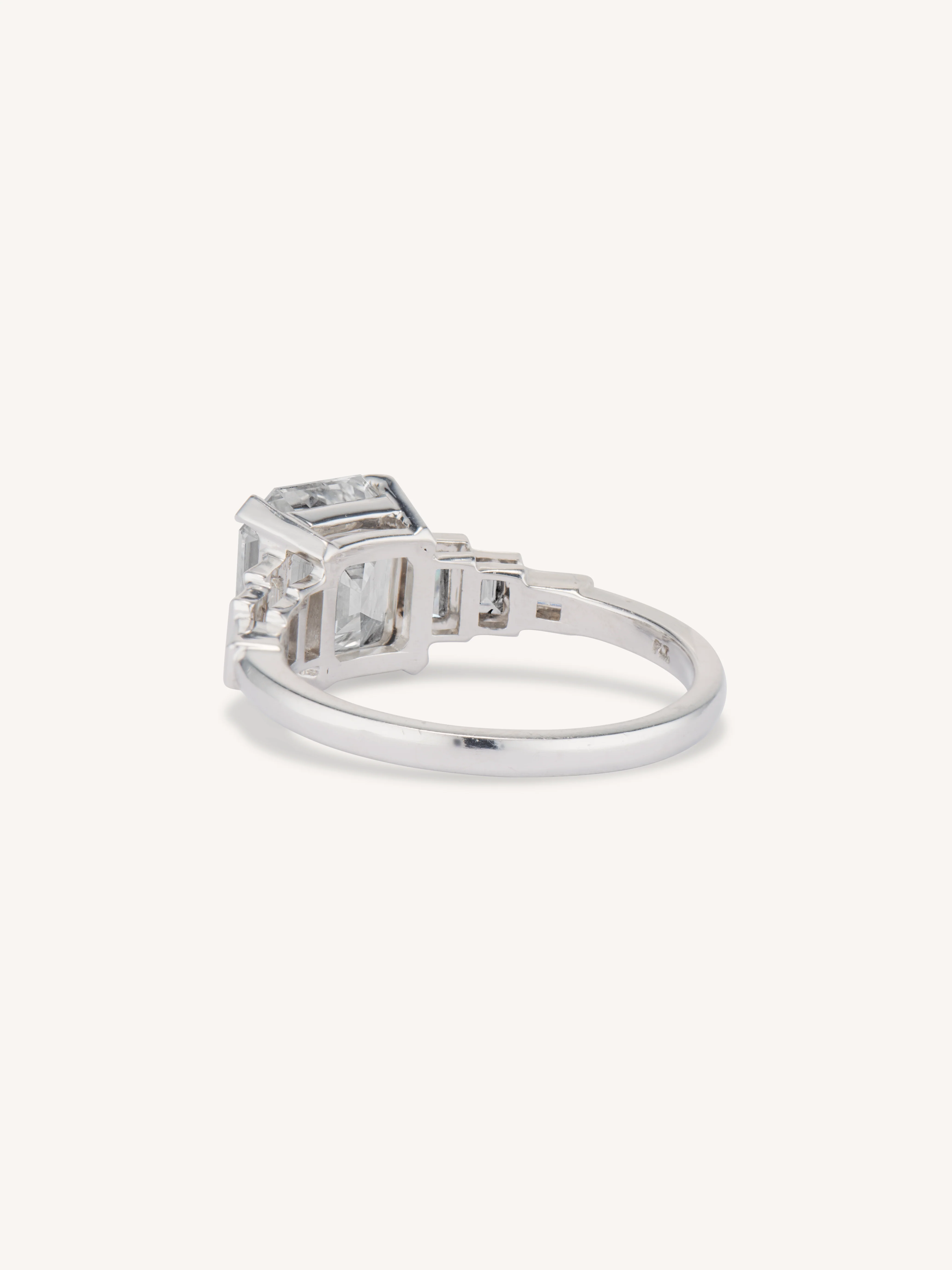Midcentury 2.24 Carat Square Emerald Cut Vintage Diamond Engagement Ring - Image 4