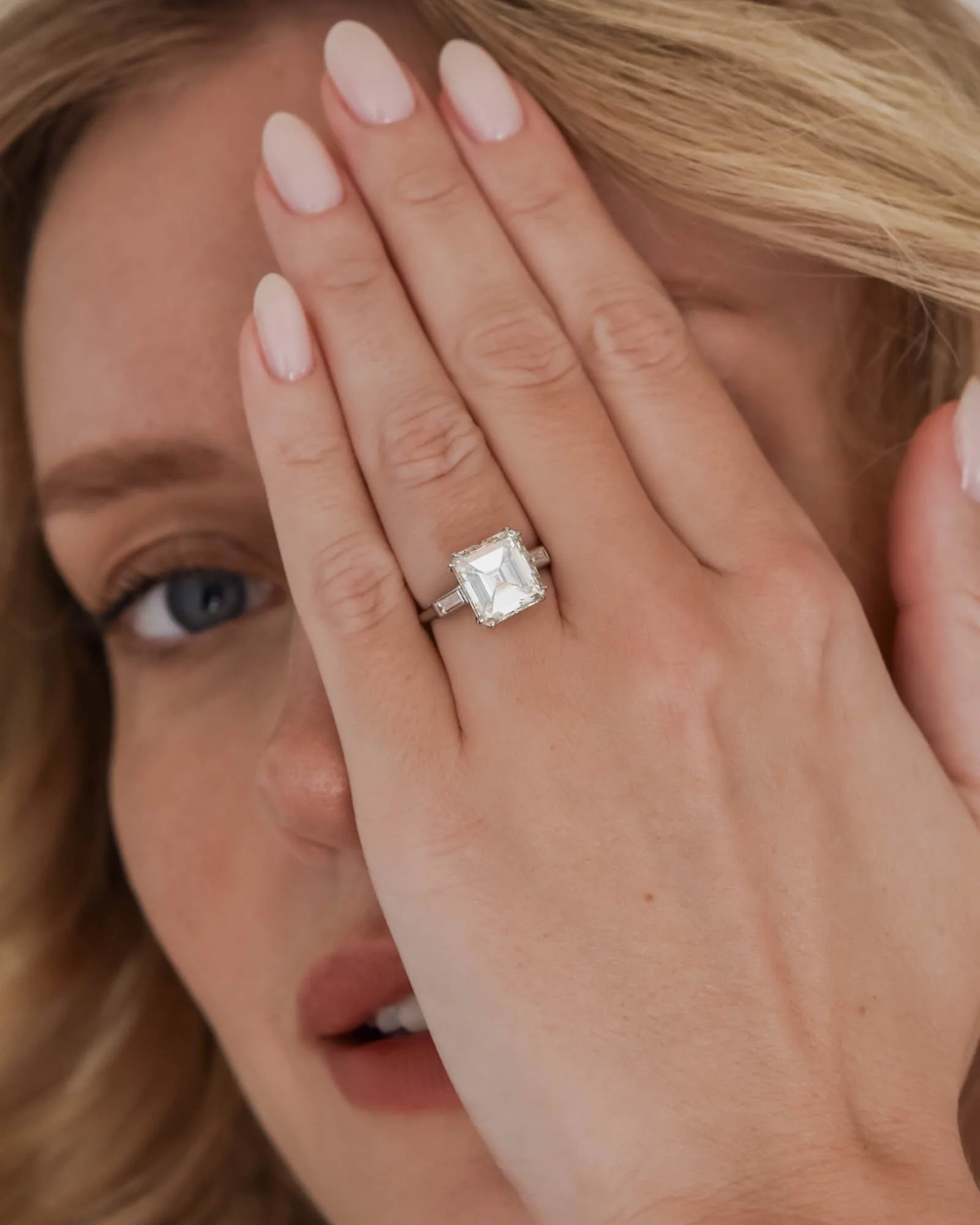 Midcentury 4.57 Carat Square Emerald Cut Diamond Solitaire Vintage Engagement Ring - Image 3