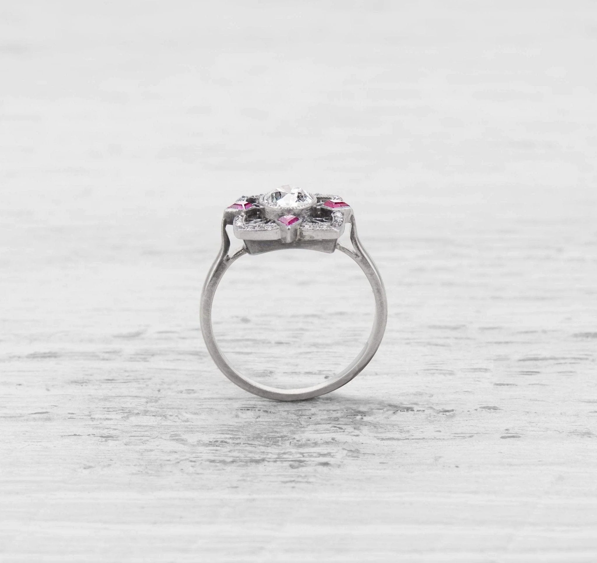.50 CARAT EDWARDIAN DIAMOND AND RUBY ENGAGEMENT RING - Image 4