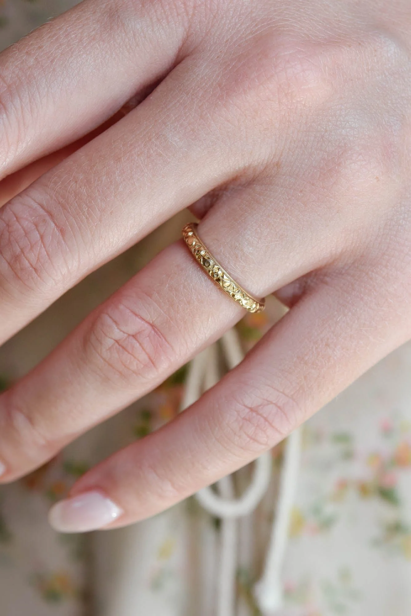 Orange Blossom Floral Engraved 14K Yellow Gold Vintage Wedding Band - Image 2