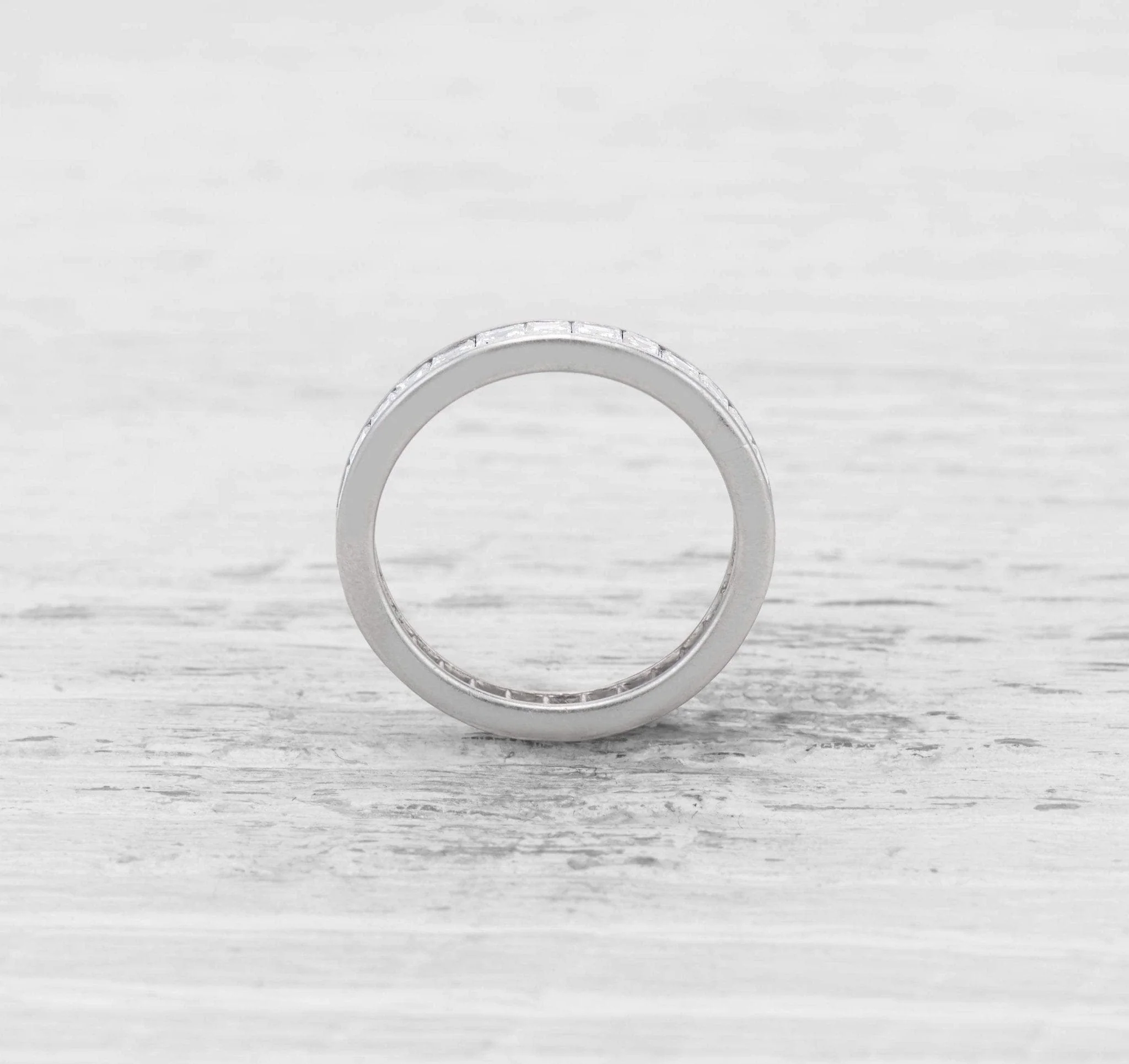 OSCAR HEYMAN BROTHERS DIAMOND ETERNITY BAND - Image 2