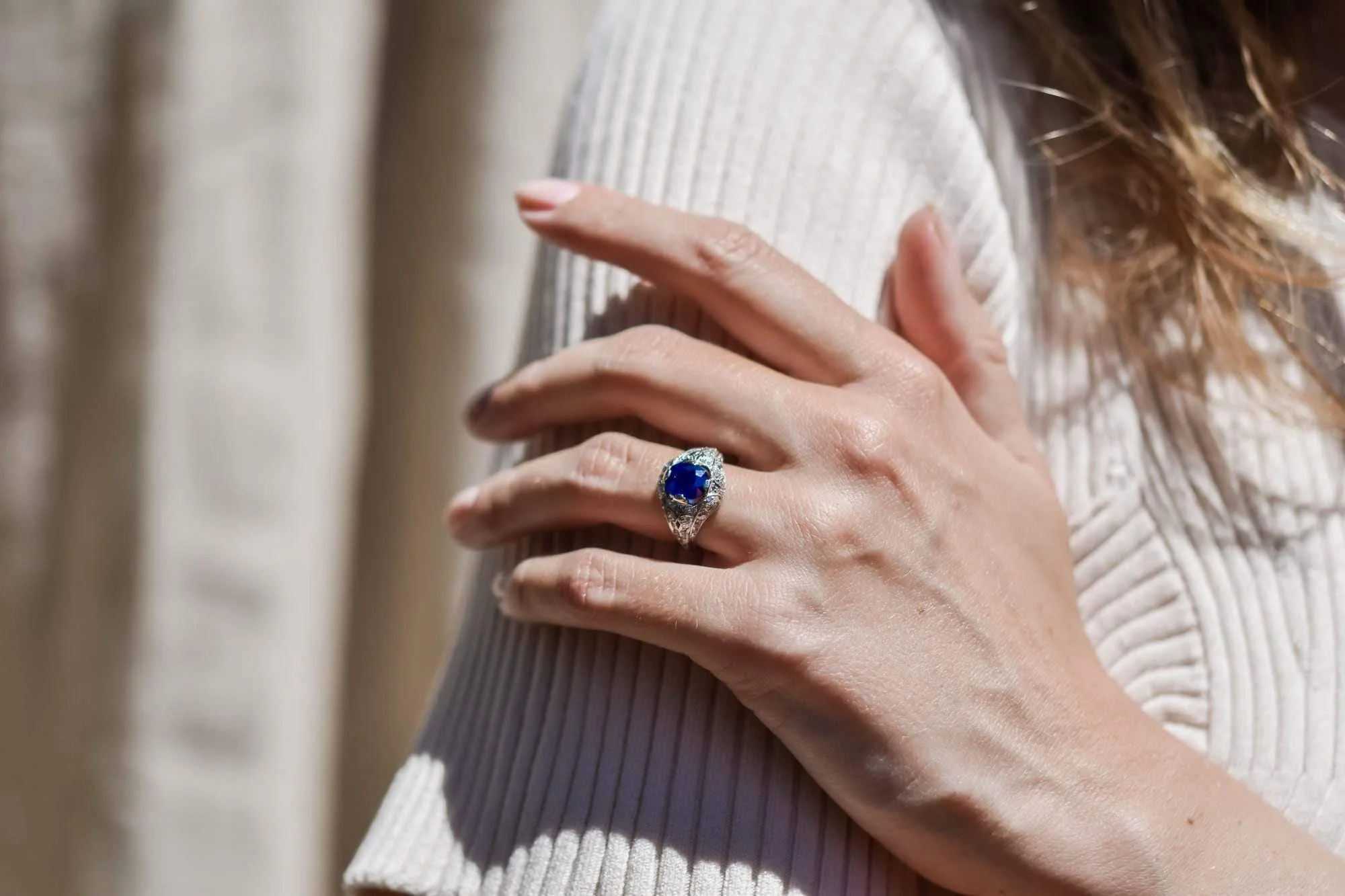 Art Deco T.B. Starr 2.45 Cushion Cut Sapphire in Platinum Ring, America - Image 6