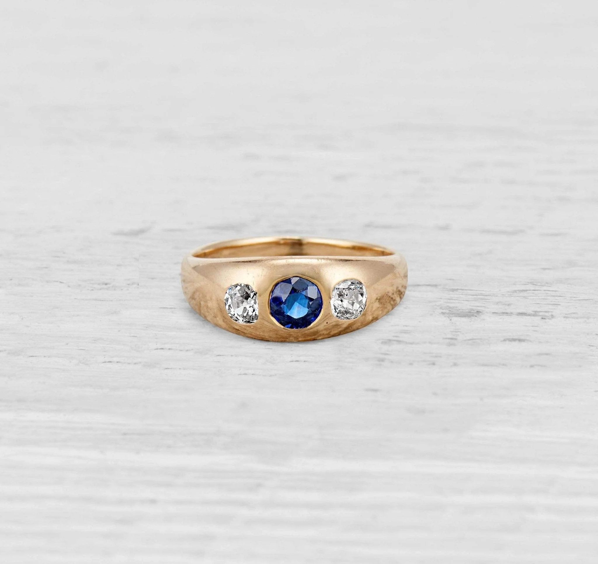 THREE STONE SAPPHIRE AND DIAMOND GYPSY RING - Image 2
