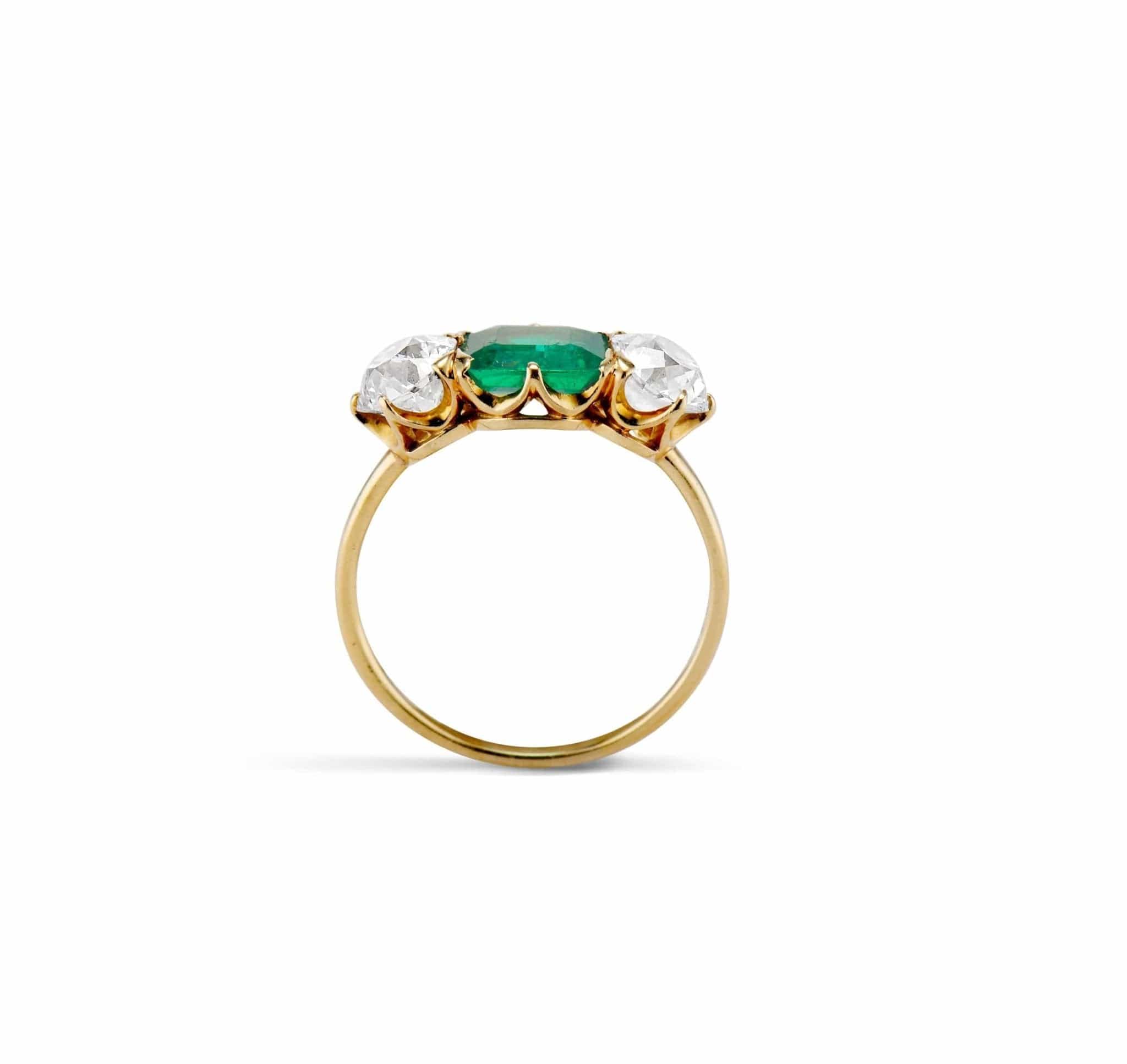 Tiffany & Co. 19th Century 1.05 Carat Columbian Emerald and Diamond Three Stone Ring, America - Image 4