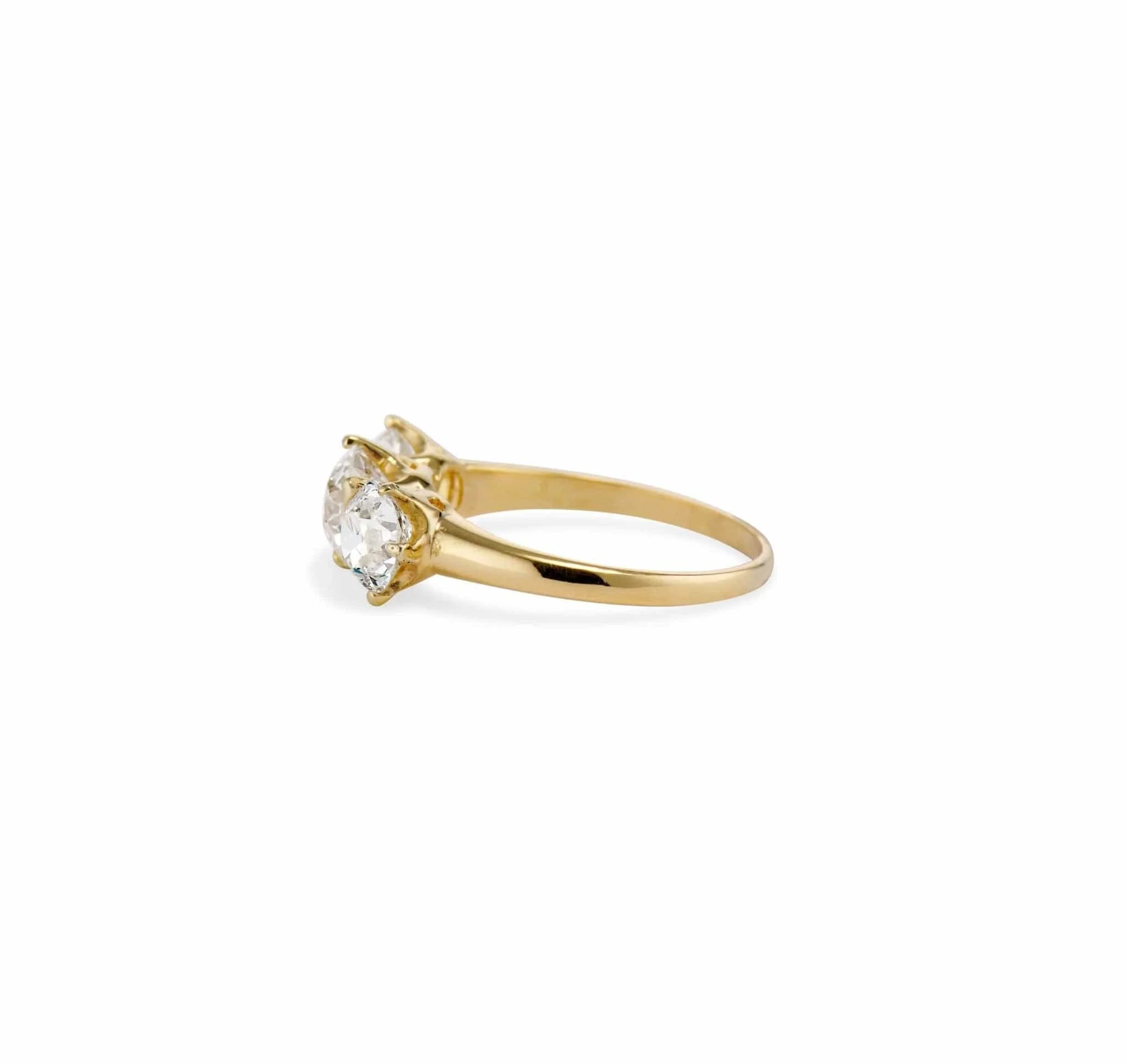Tiffany & Co. 1940s 2.63 Carat Three-Stone Old European Diamond and Gold Ring - Image 4
