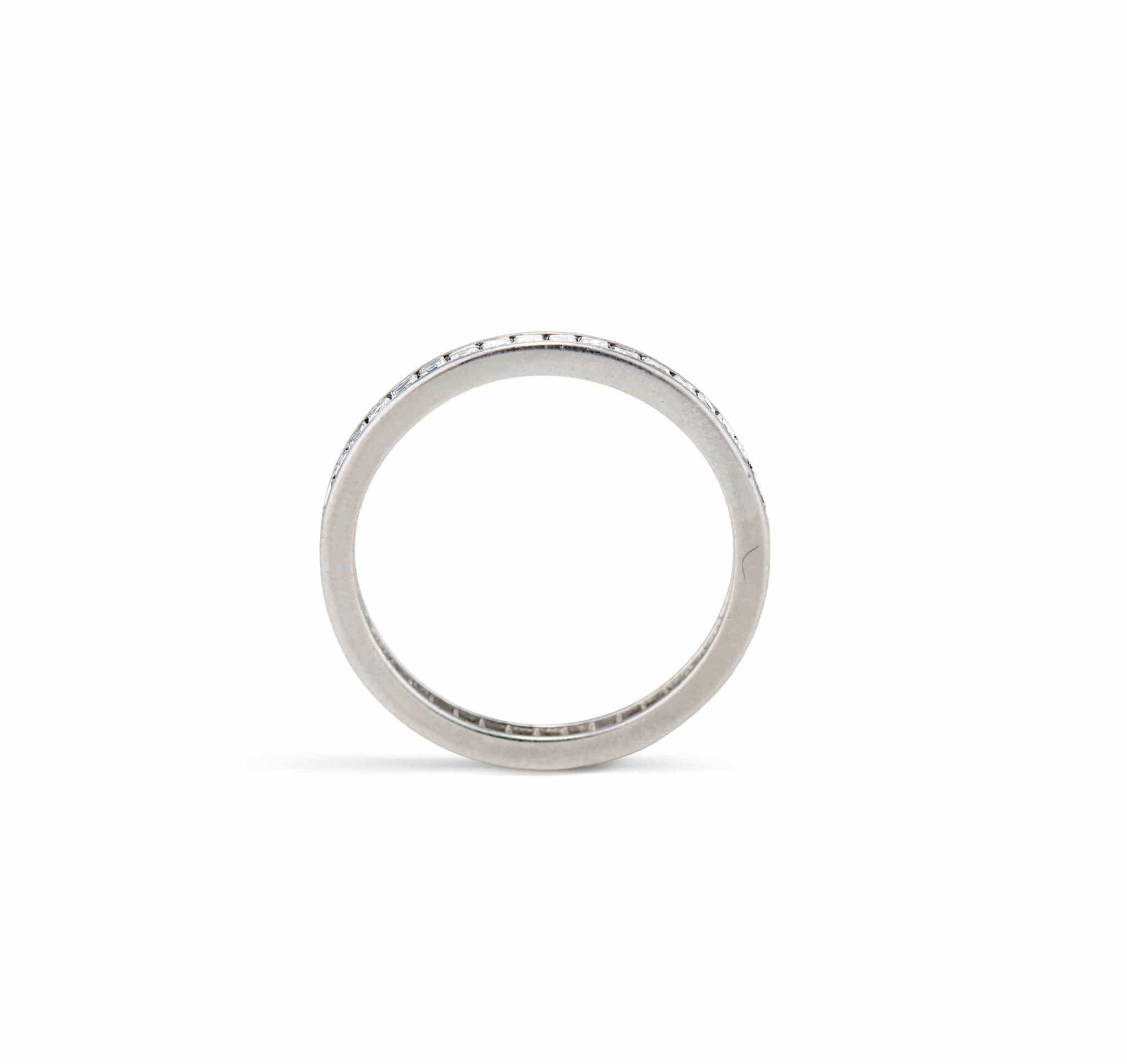 Tiffany & Co. Art Deco 1.20 Carat Carré Cut Diamond Eternity Wedding Band, America - Image 4