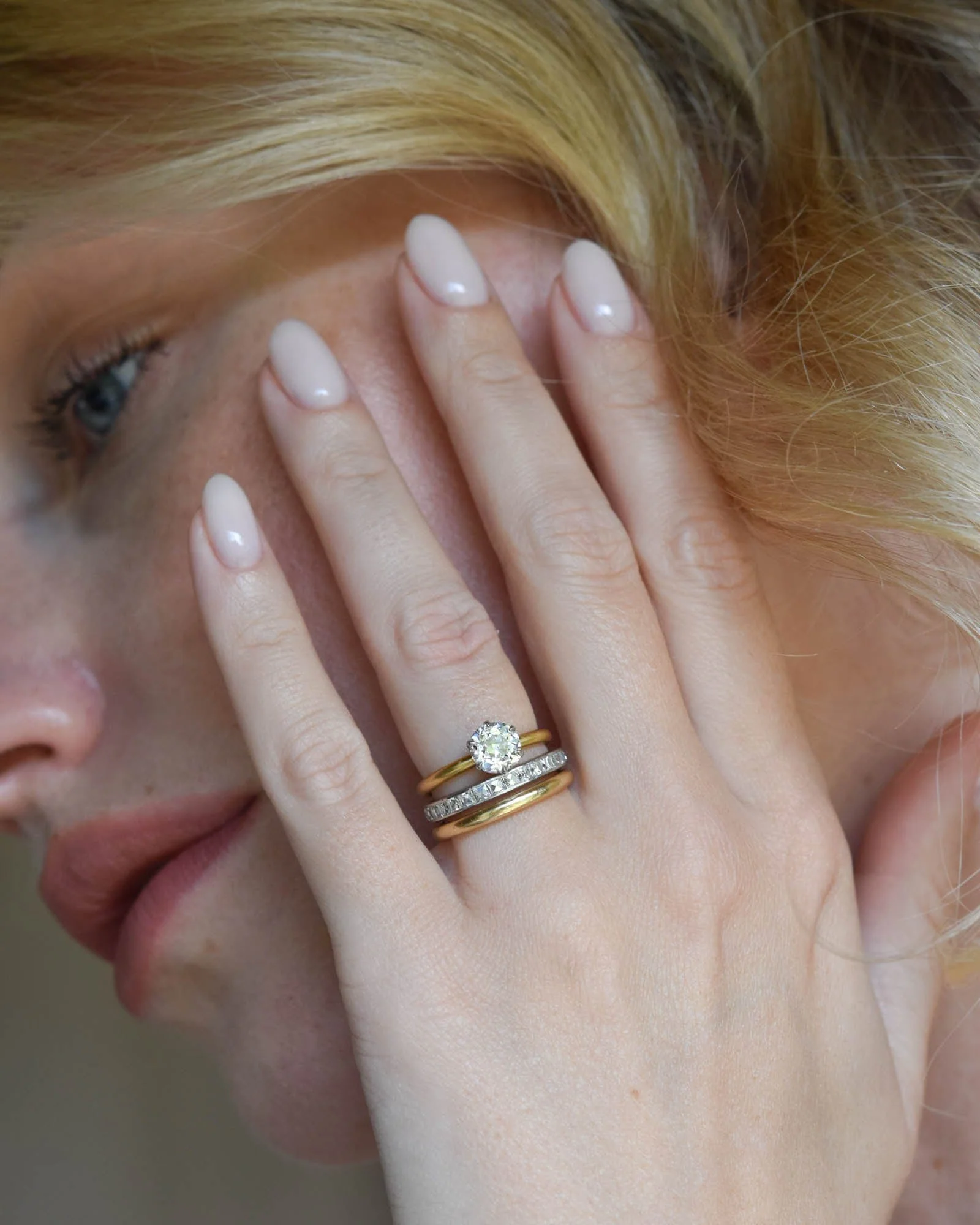 Tiffany & Co. 1.26 Carat Diamond Solitaire Vintage Engagement Ring - Image 5