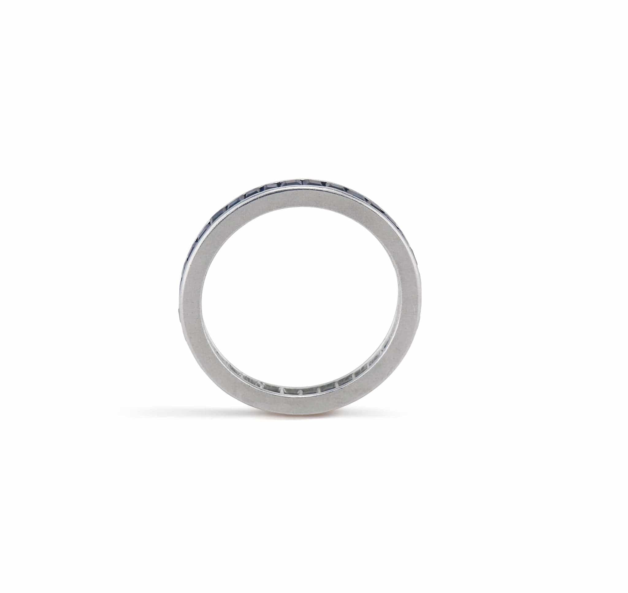 Tiffany & Co. Art Deco Sapphire and Platinum Wedding Band, American - Image 2