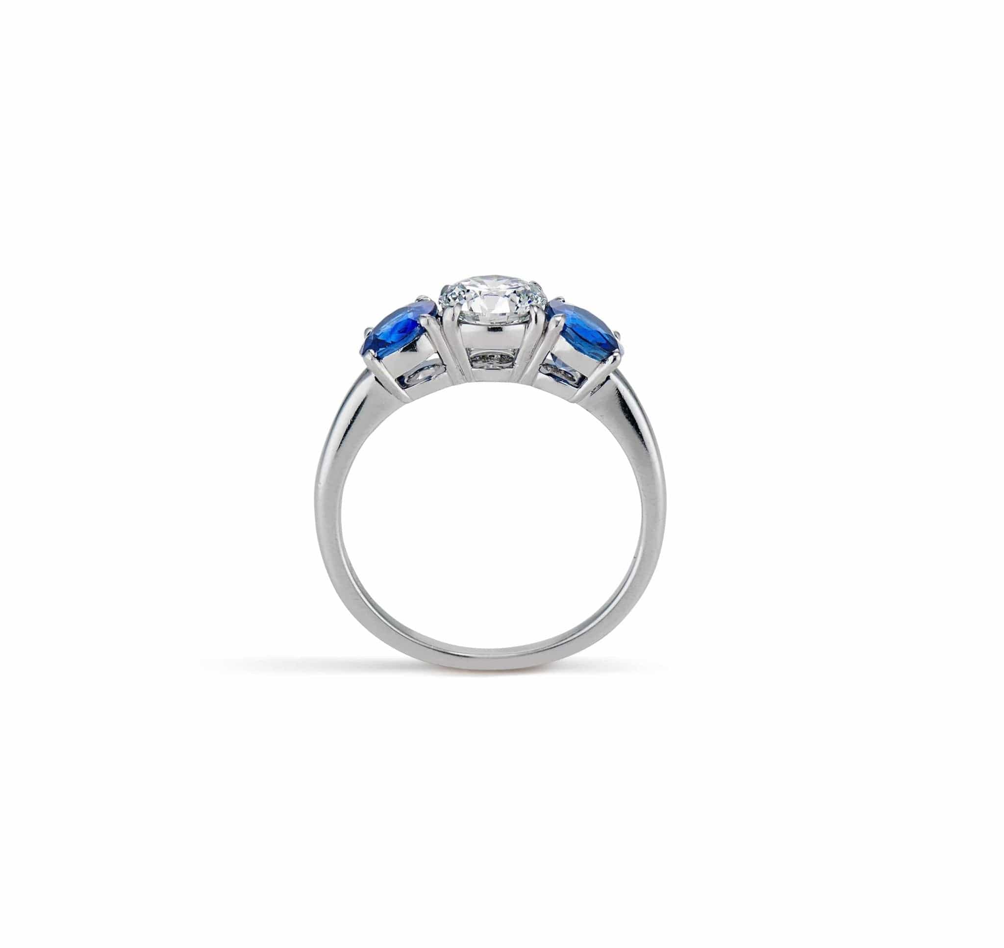 Tiffany & Co. Mid-Century Diamond and Sapphire Three-Stone Ring, American - Image 4