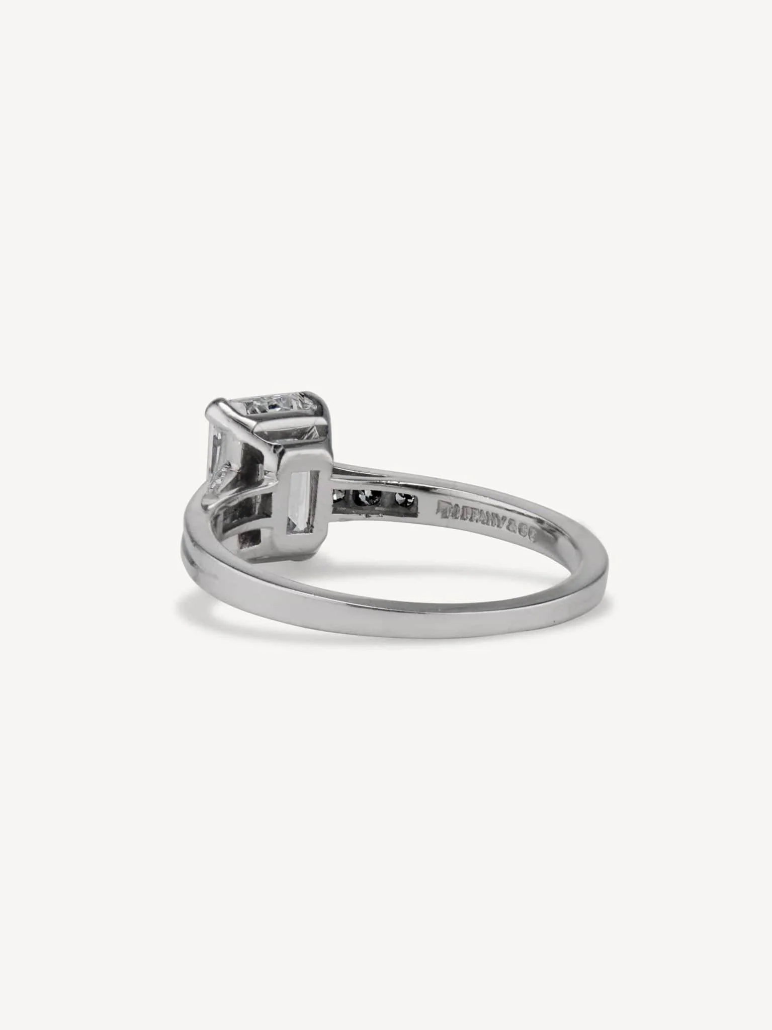 Art Deco 1.30 Carat Emerald Cut Diamond Engagement Ring - Image 4