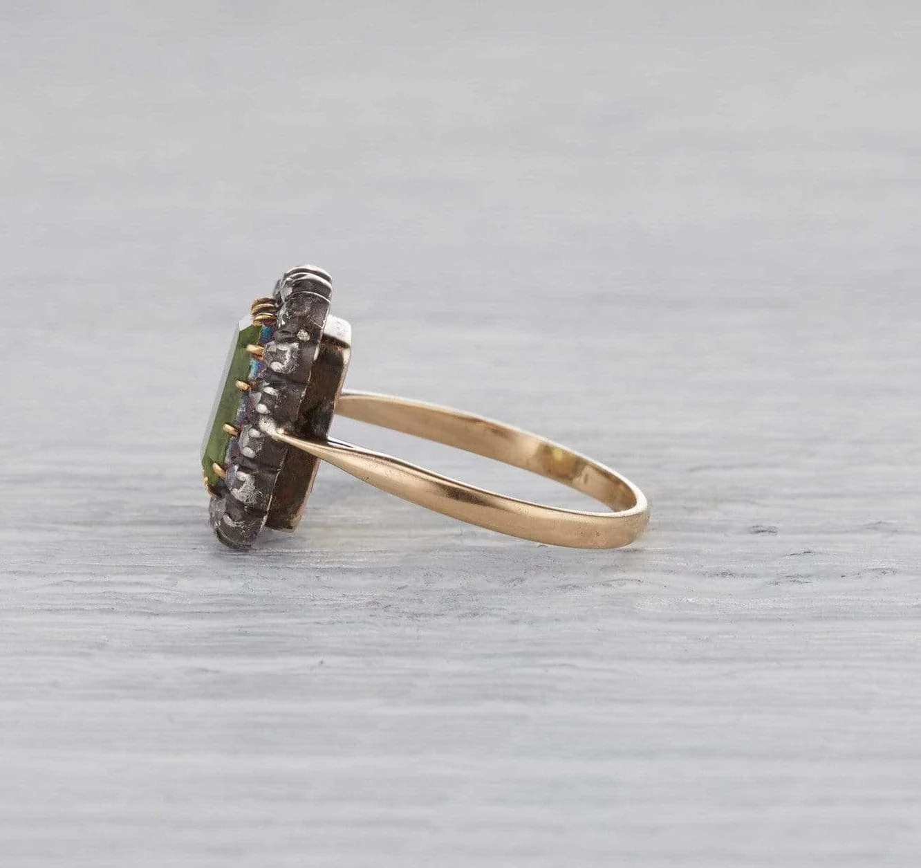 Two Carat Georgian Peridot Ring - Image 3