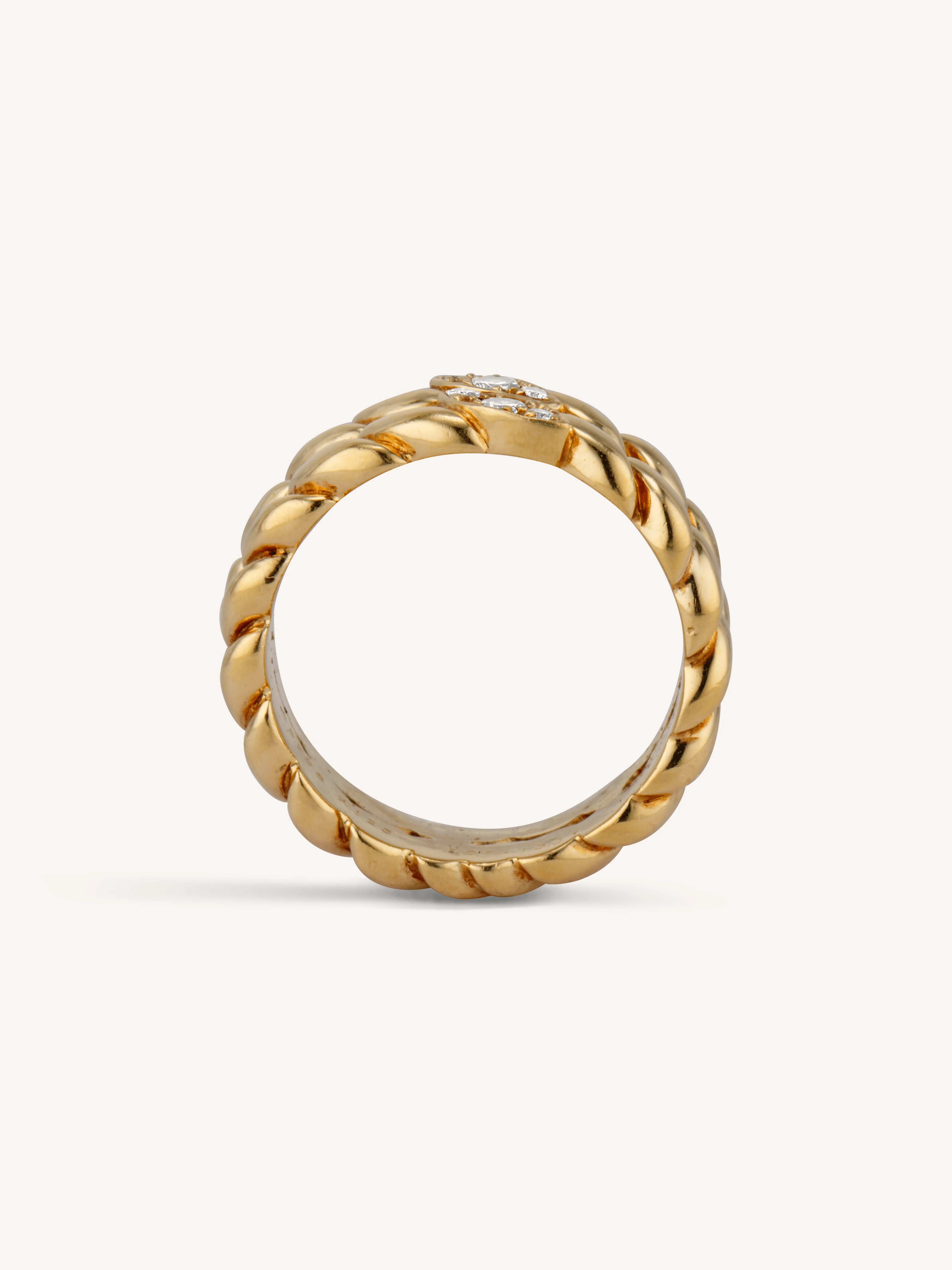 1970's Van Cleef & Arpels Diamonds in Braided Gold Vintage Ring - Image 7