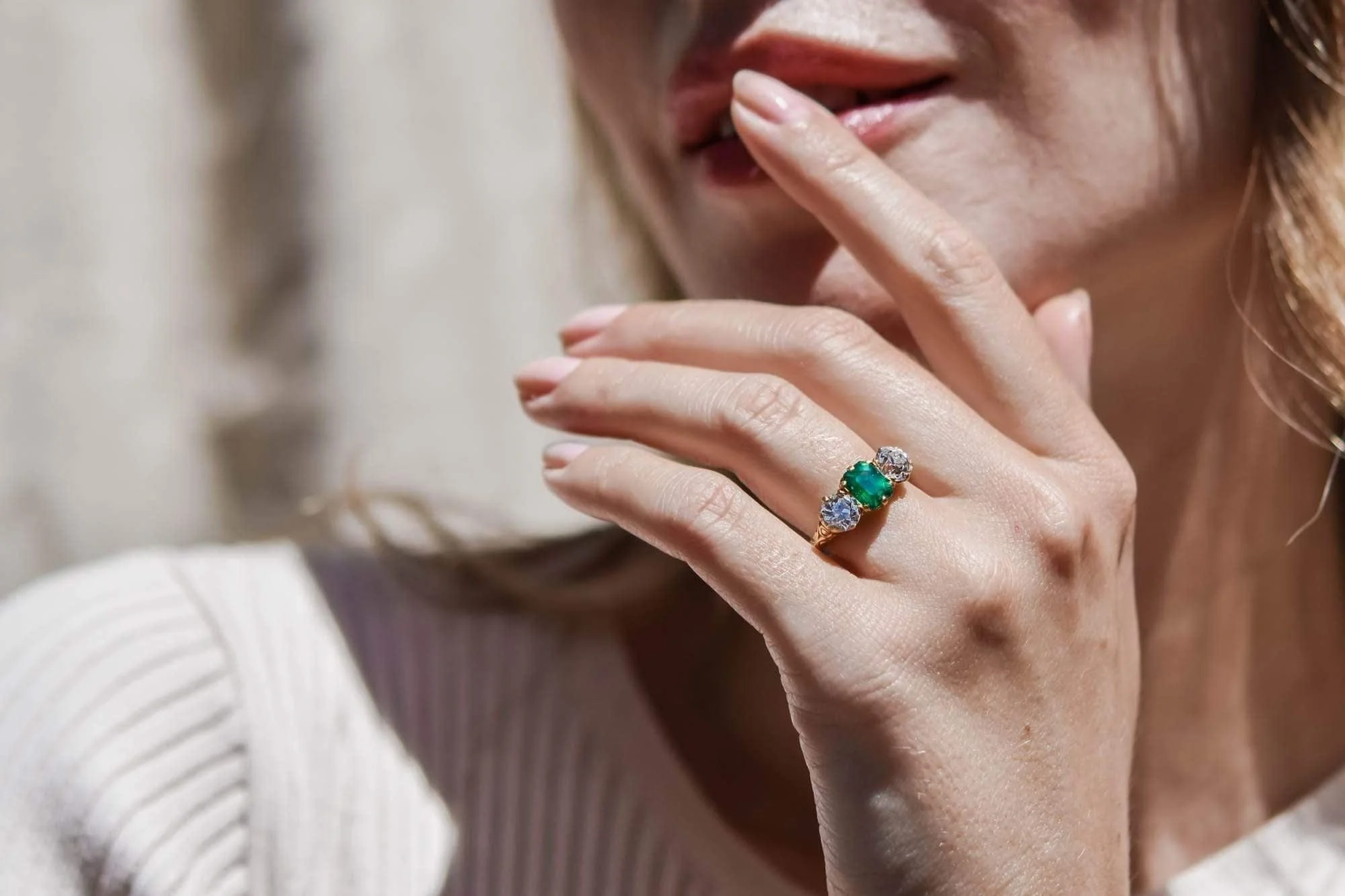 Victorian 1.48 Carat Colombian Emerald & Diamond Three Stone Carved Ring - Image 4