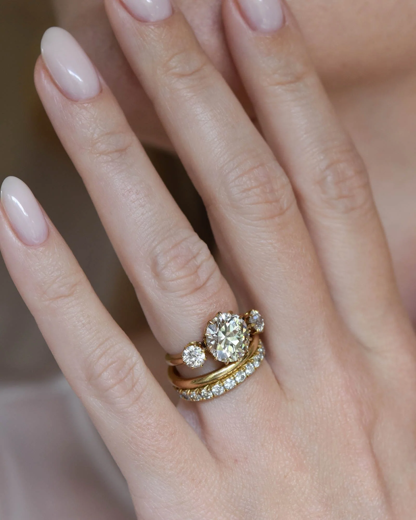Victorian 3.04 Carat Three Stone Antique Old European Diamond Gold Engagement Ring - Image 3