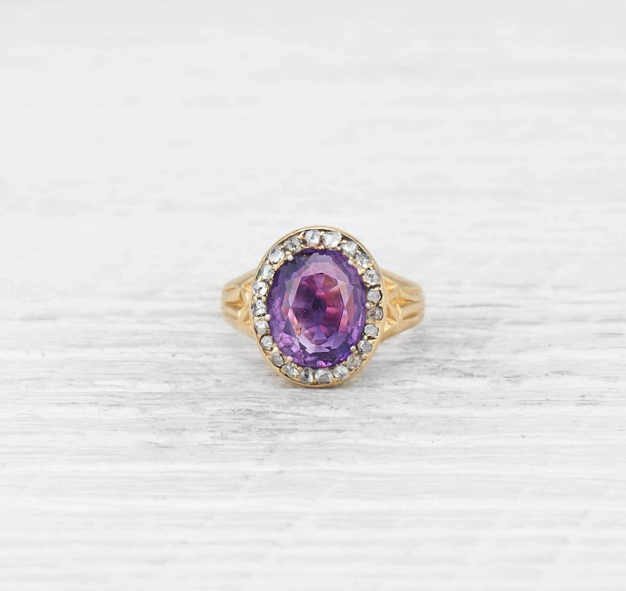 VICTORIAN AMETHYST AND DIAMOND RING - Image 2