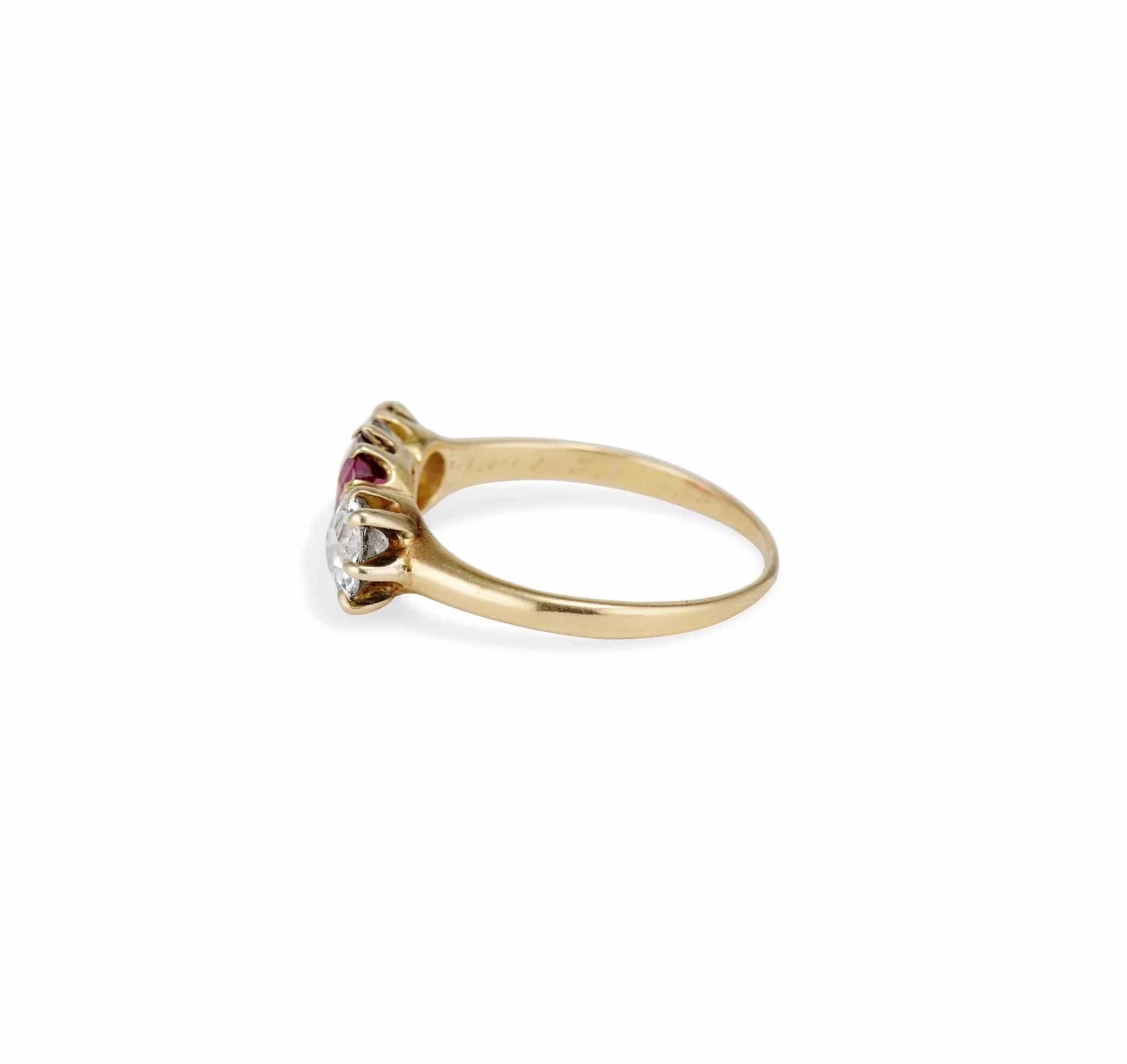 Victorian Diamond & Ruby Gold Three Stone Ring - Image 3