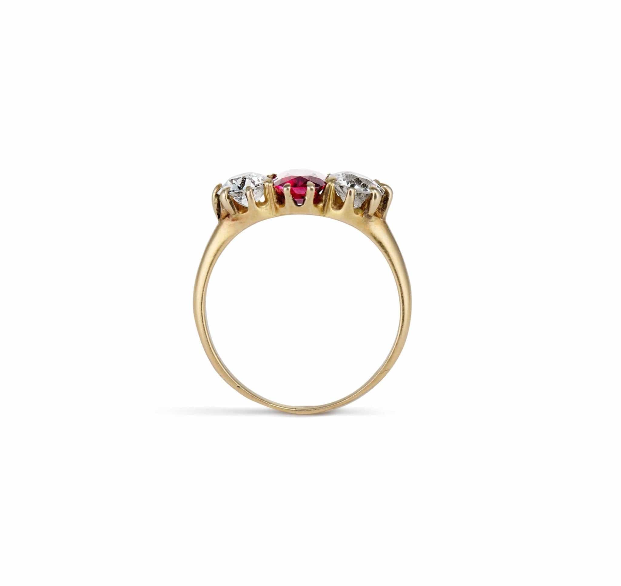 Victorian Diamond & Ruby Gold Three Stone Ring - Image 4