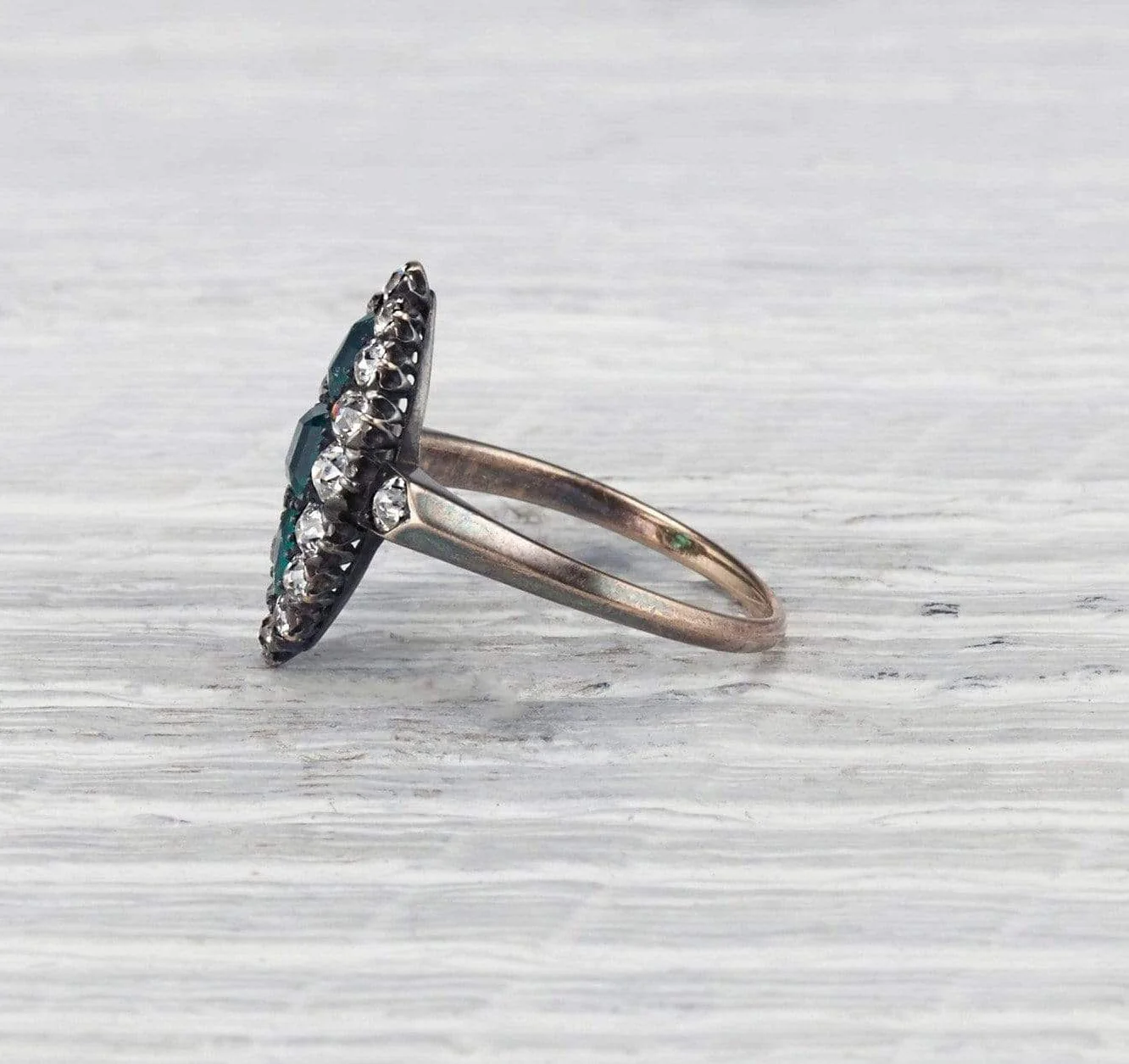 Victorian Emerald and Diamond Ring - Image 3