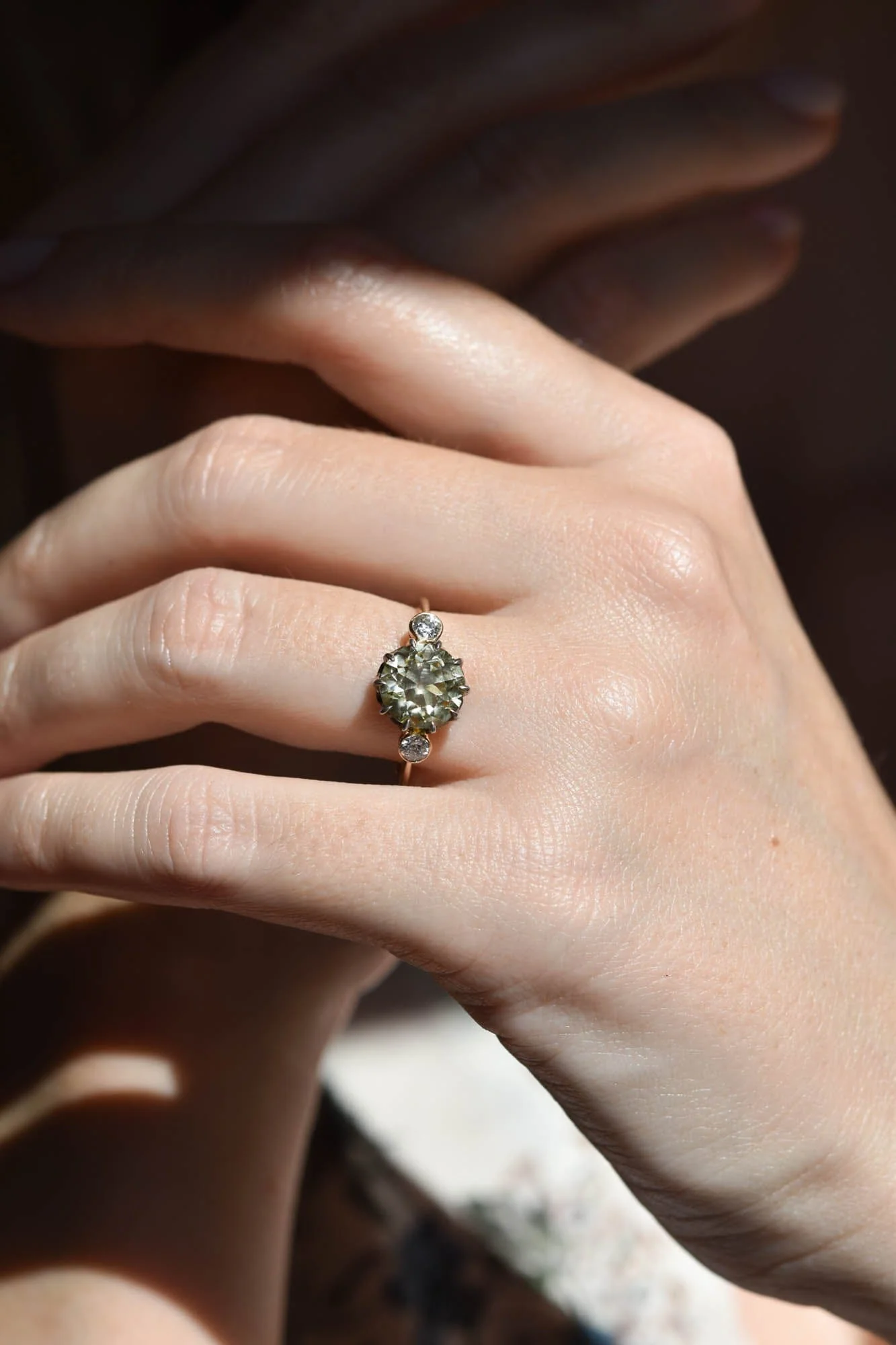 Victorian 2.84 Carat Fancy Brown-Greenish Old European Diamond Three Stone Antique Engagement Ring - Image 7