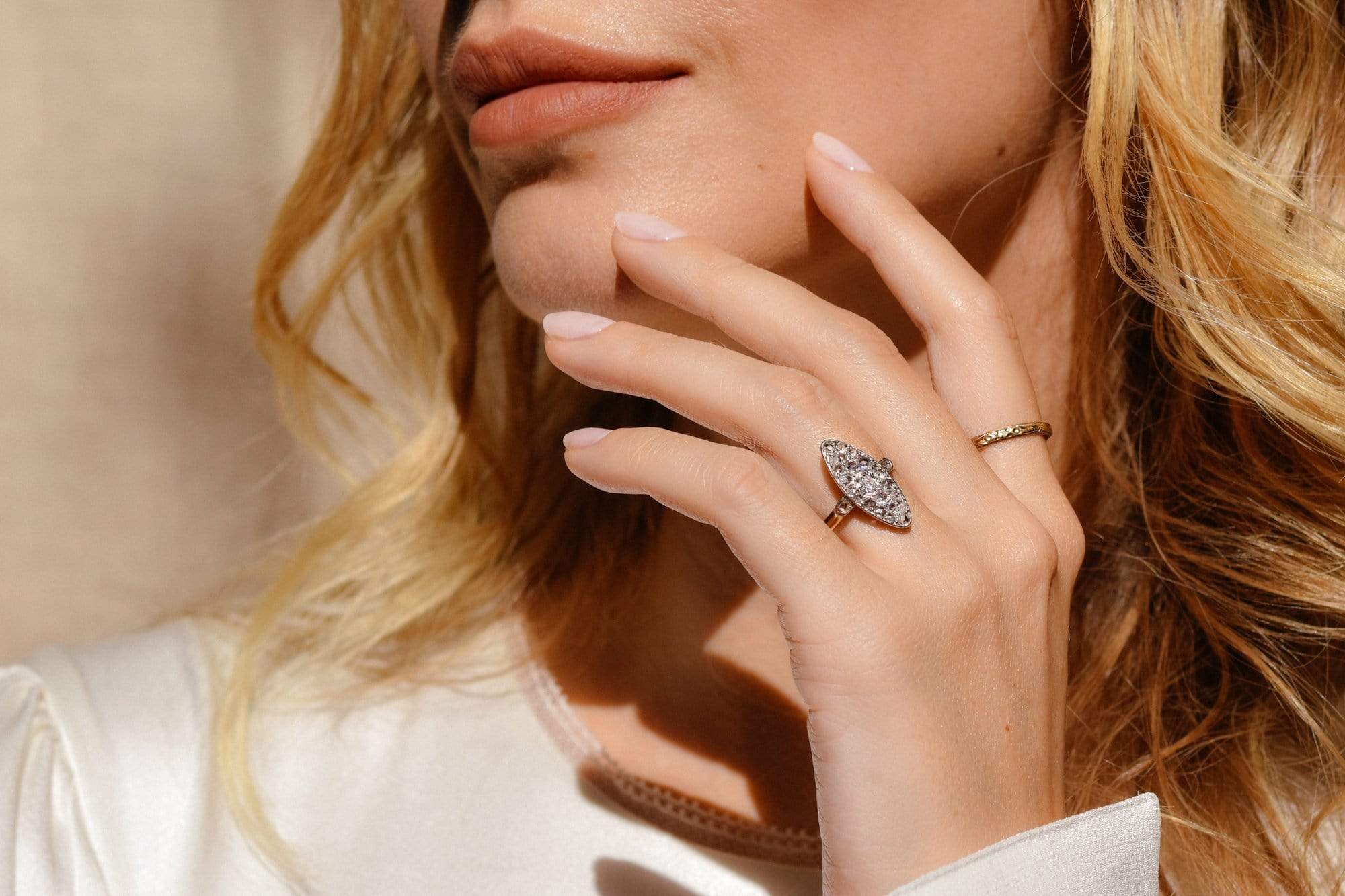 Victorian Forget-Me-Not Gold Wedding Band - Image 5