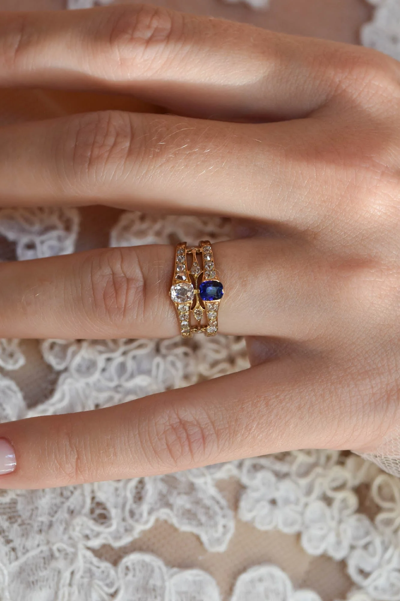 Victorian Old Mine Diamond & Sapphire Antique Gold Twin Ring - Image 2