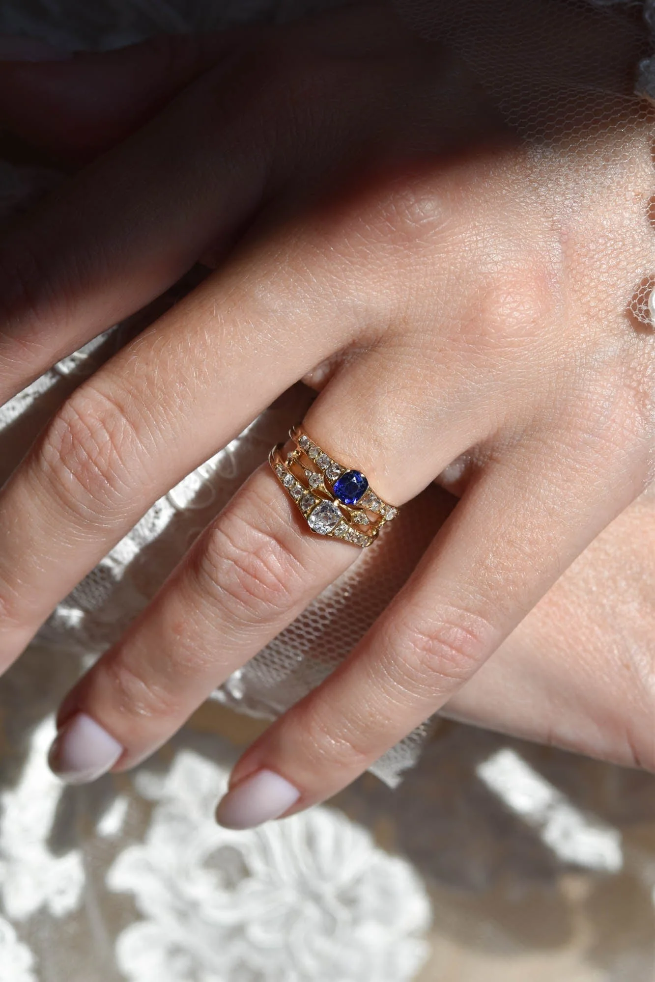 Victorian Old Mine Diamond & Sapphire Antique Gold Twin Ring - Image 3