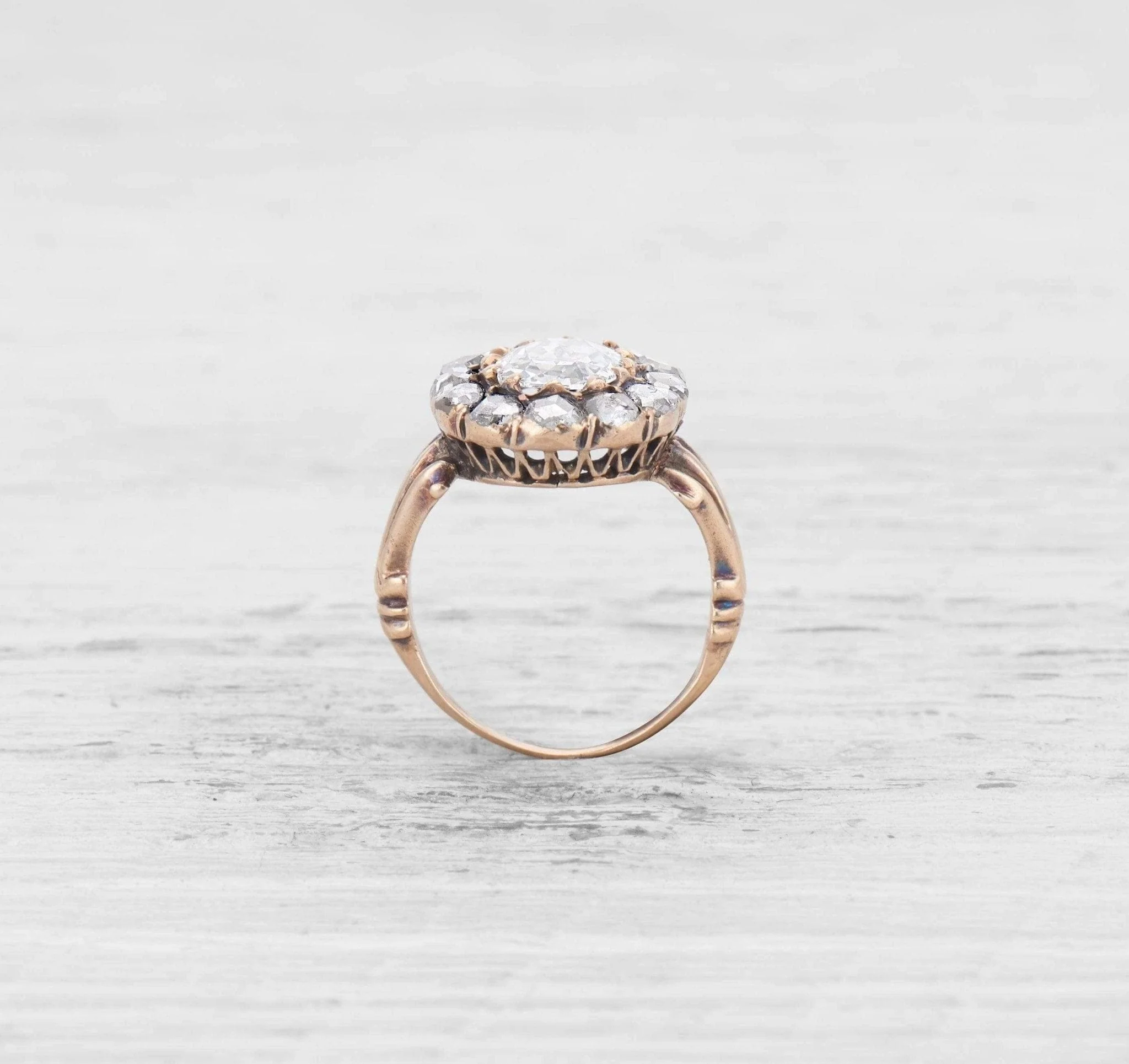 VICTORIAN ROSE CUT DIAMOND AND GOLD CLUSTER RING - Image 4