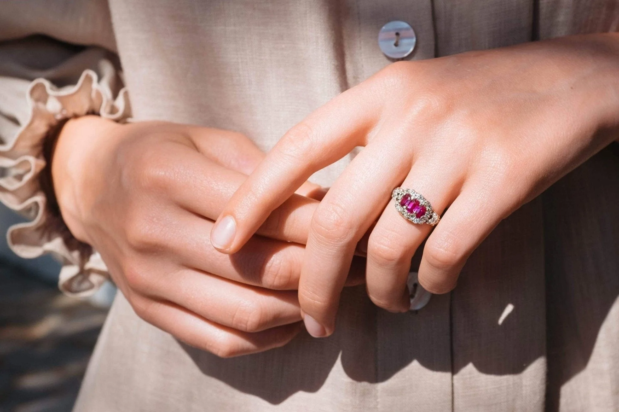 VICTORIAN RUBY AND DIAMOND THREE STONE ENGAGEMENT RING - Image 5