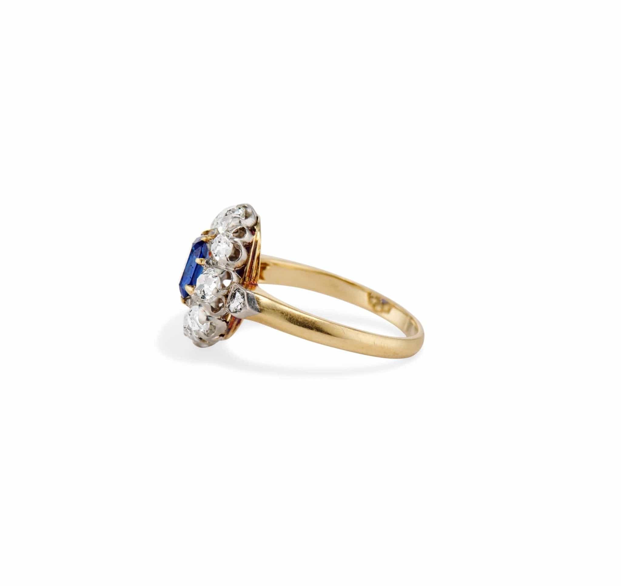 Belle Époque Sapphire and Diamond Cluster Ring - Image 3