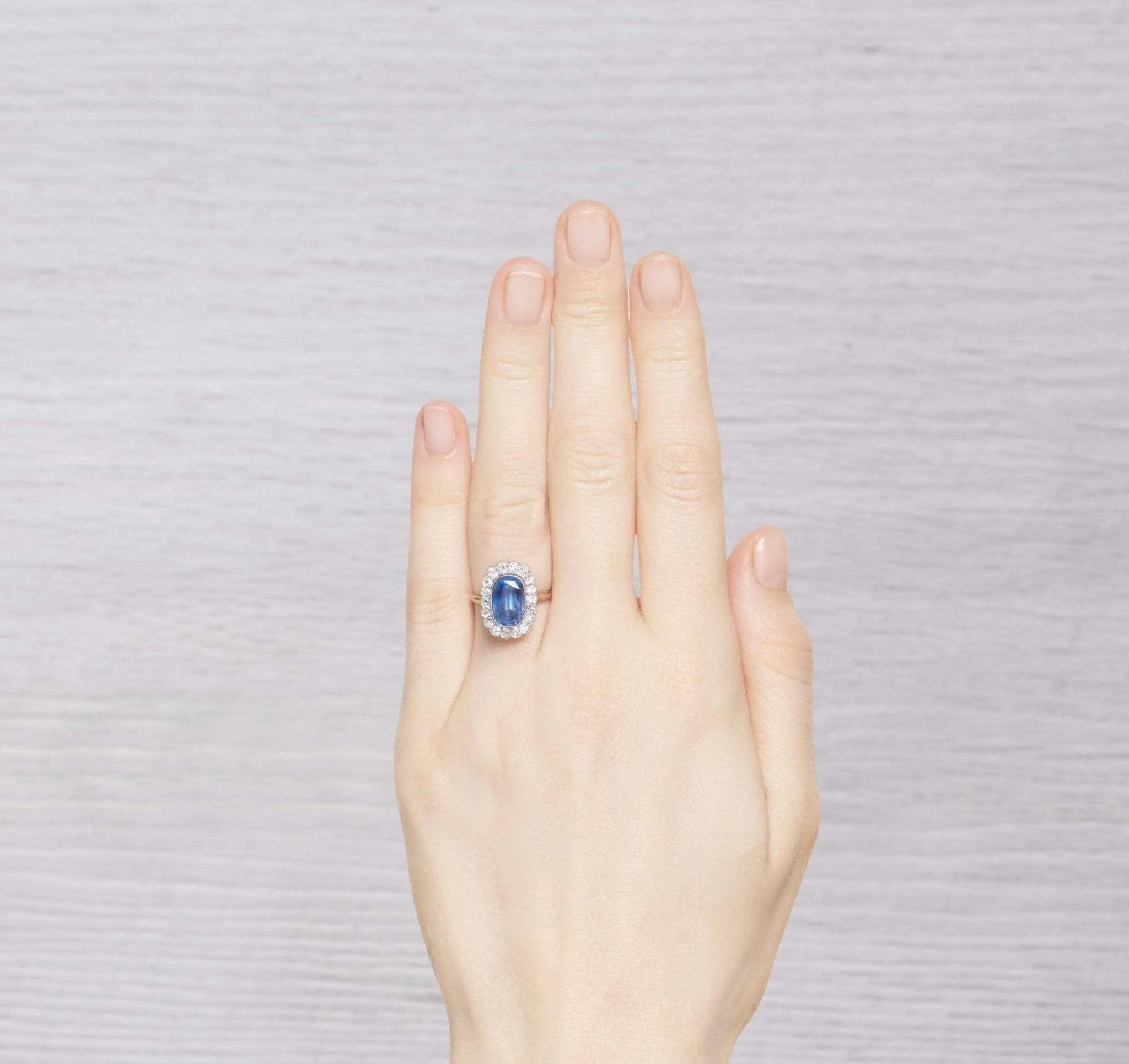 VICTORIAN SAPPHIRE AND DIAMOND RING - Image 6
