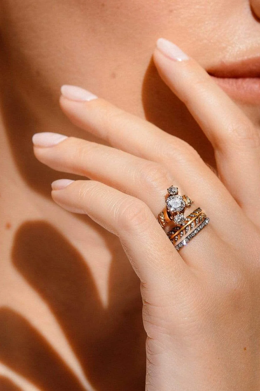 Allsop Bros. Victorian Three-Stone .90 Carat Old Mine Cushion Diamond Ring, America - Image 6