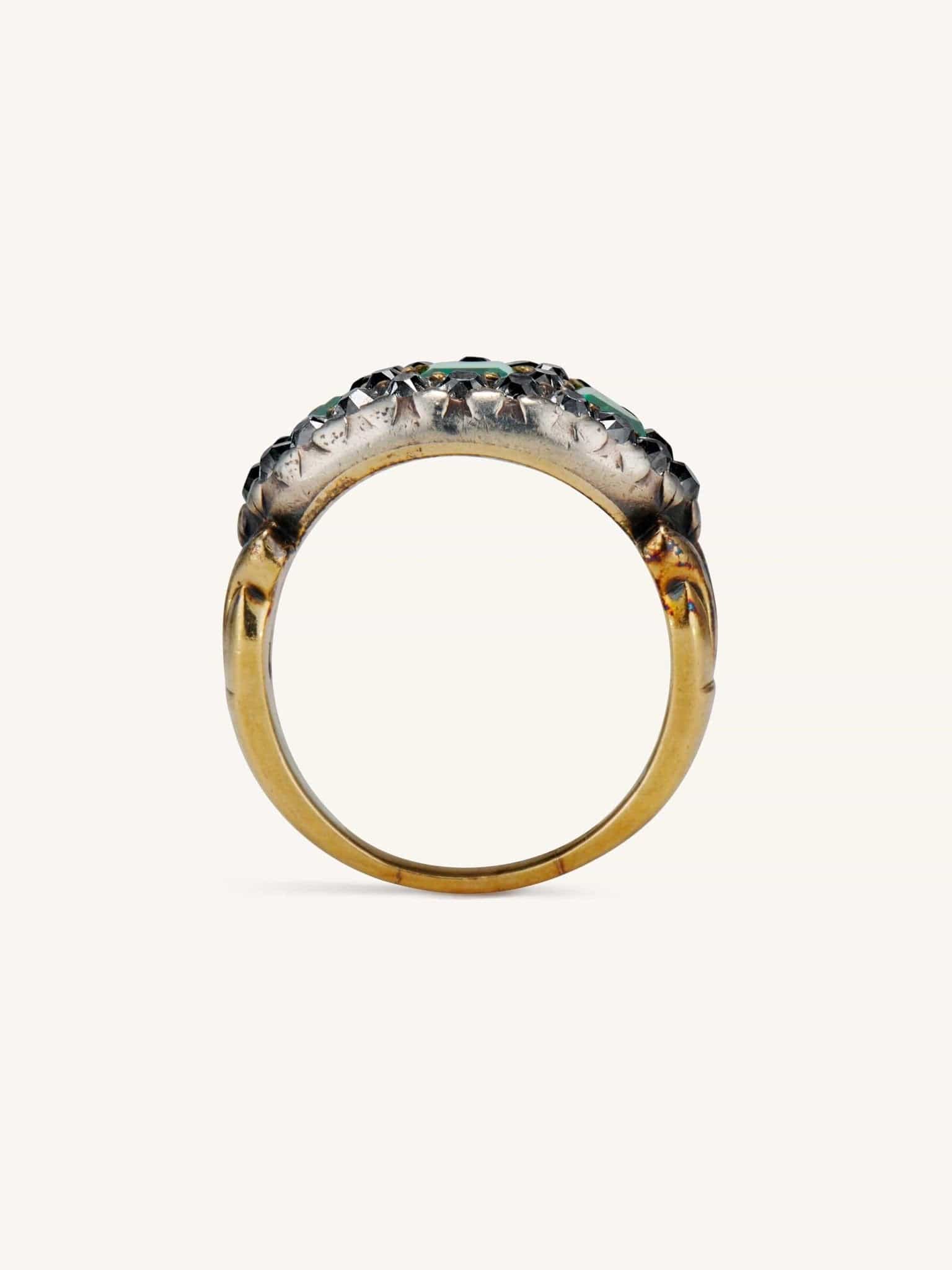 Victorian Three Stone Emerald & Diamond Ring - Image 5