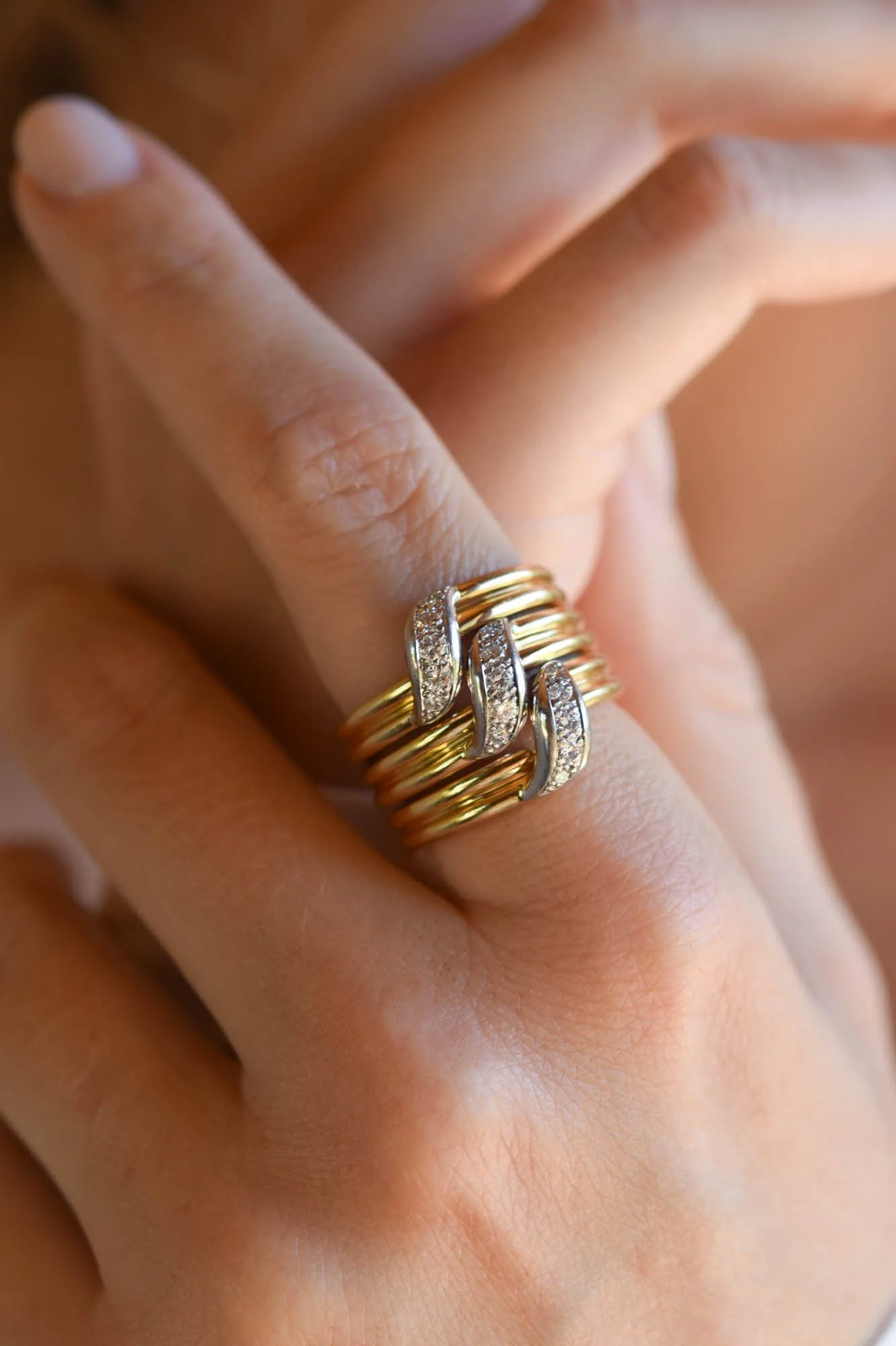 Vintage 1970s Cartier Tri-Ribbon Diamond & Gold Statement Ring - Image 2