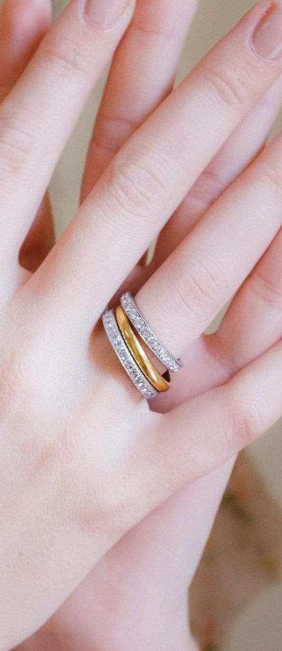 Art Deco .80 Carat Brilliant Cut Diamond Band - Image 4