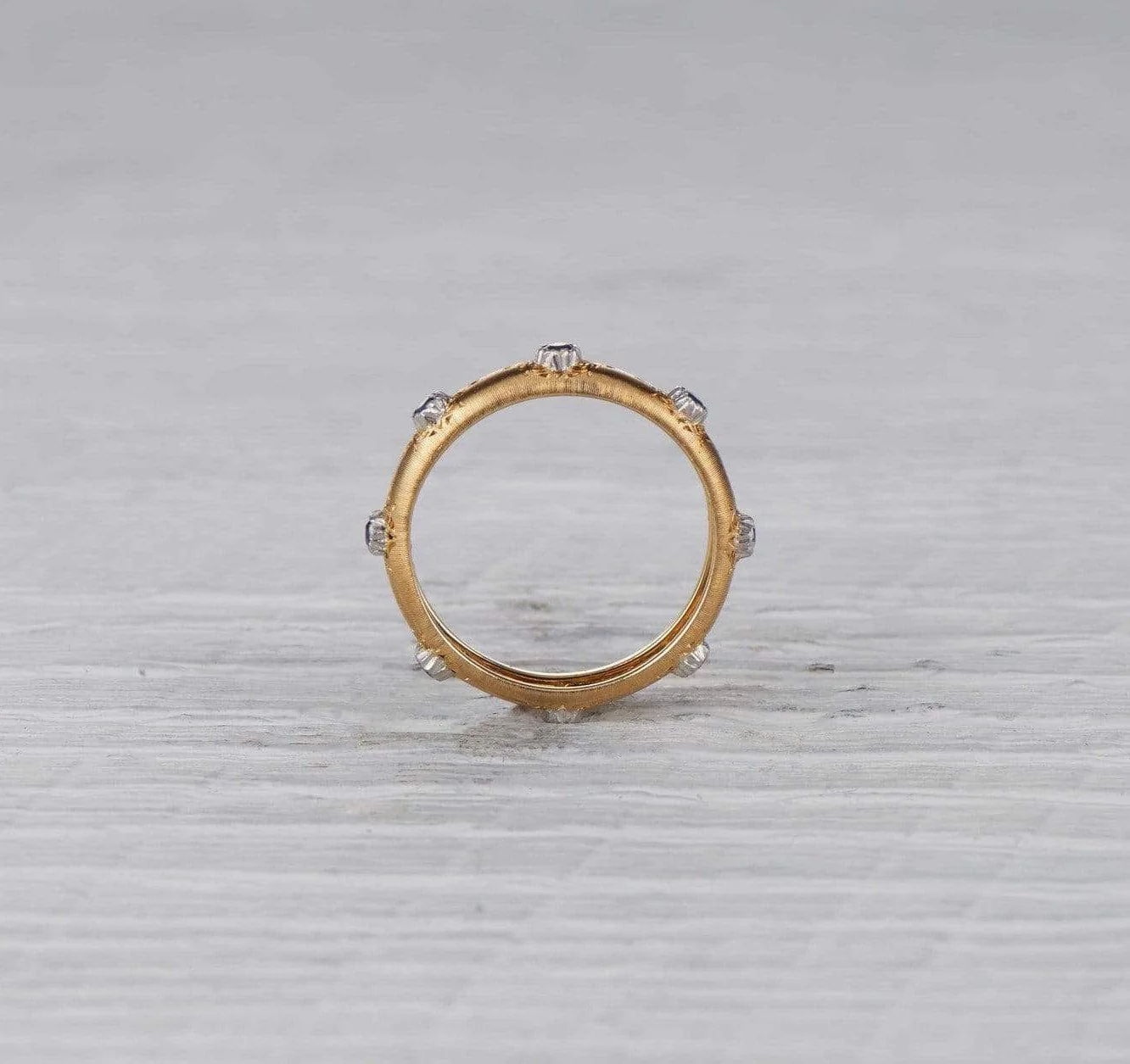 Vintage Buccellati Gold and Sapphire Band - Image 2