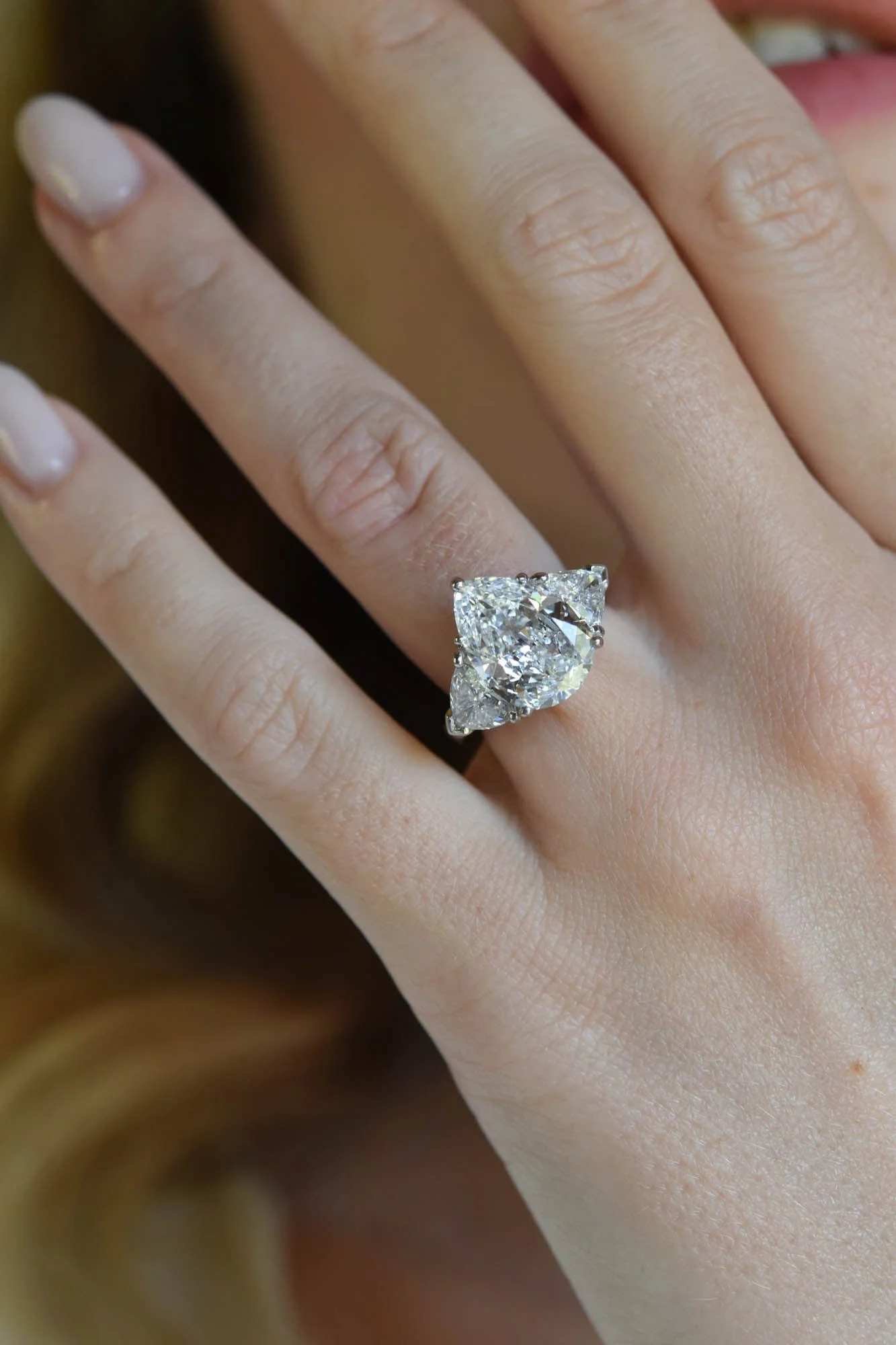 Cartier 4.07 Carat Pear Cut Vintage Engagement Ring - Image 2