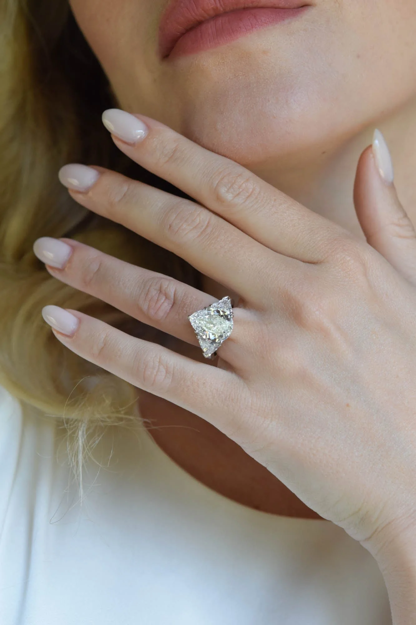 Cartier 4.07 Carat Pear Cut Vintage Engagement Ring - Image 3