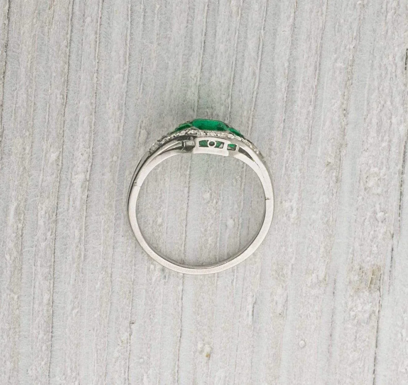 Vintage Diamond and Emerald Engagement Ring - Image 4