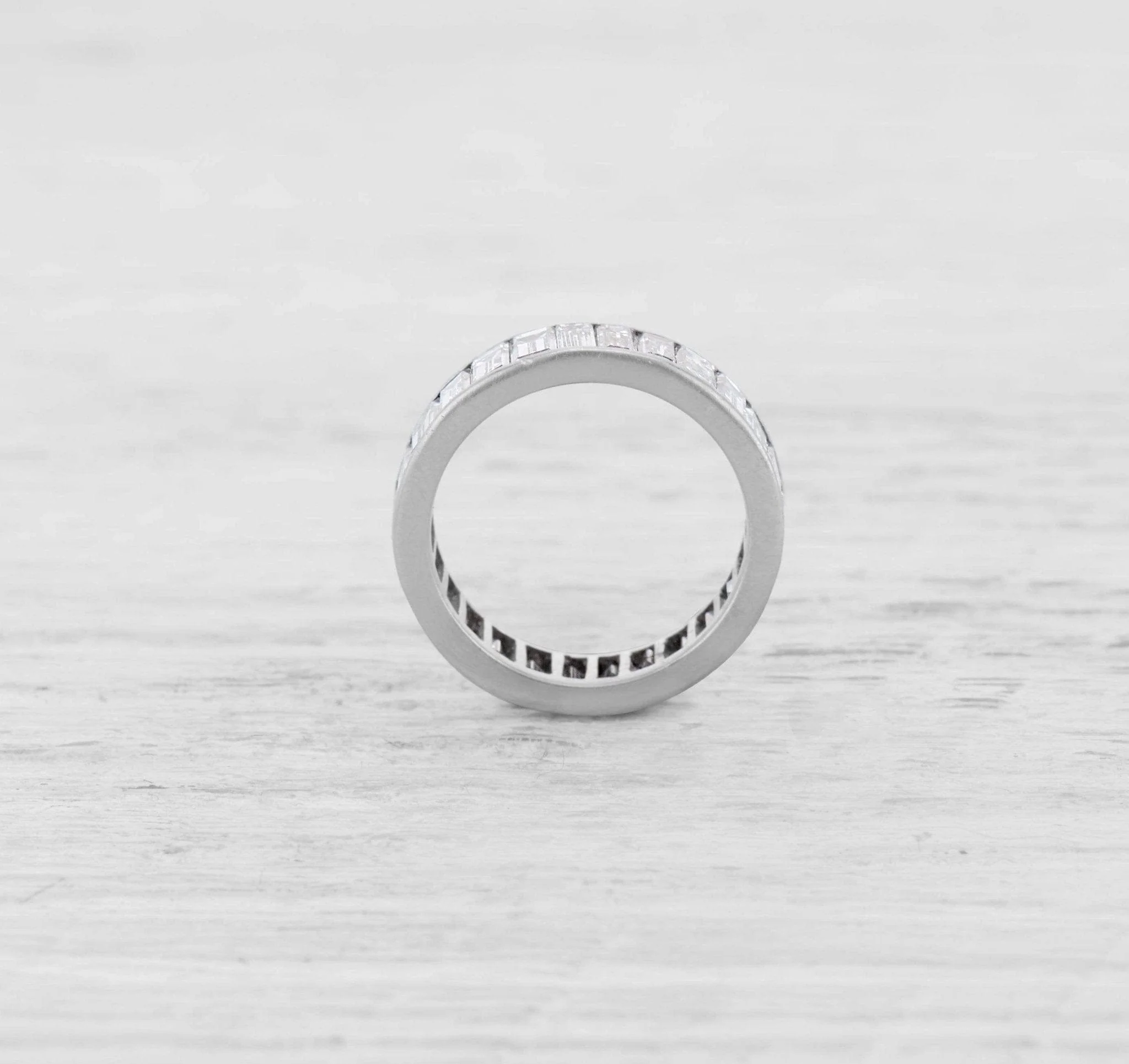 VINTAGE DIAMOND ETERNITY BAND - Image 2