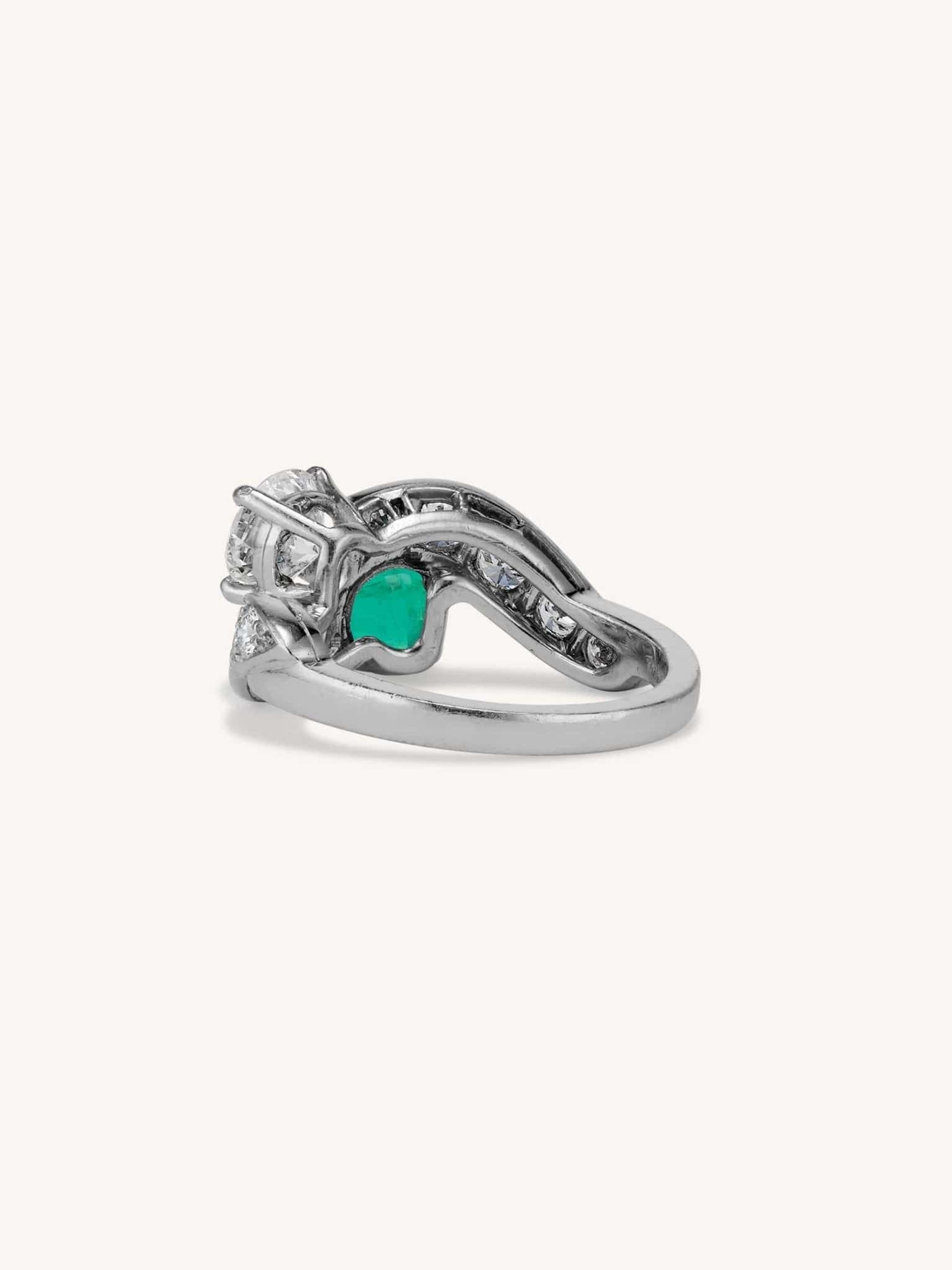 Vintage Emerald & Diamond Toi et Moi Ring - Image 4