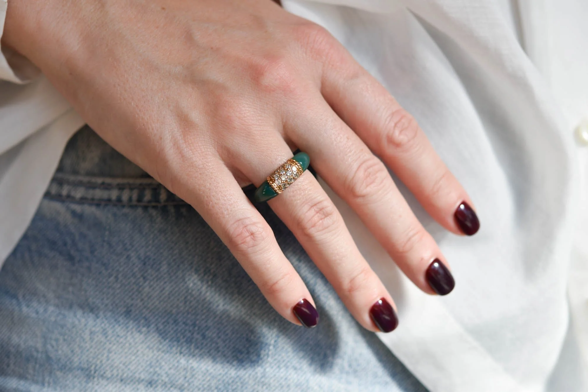 Vintage Van Cleef & Arpels Chalcedony & Diamond in 18K Yellow Gold 'Philippine' Ring - Image 2