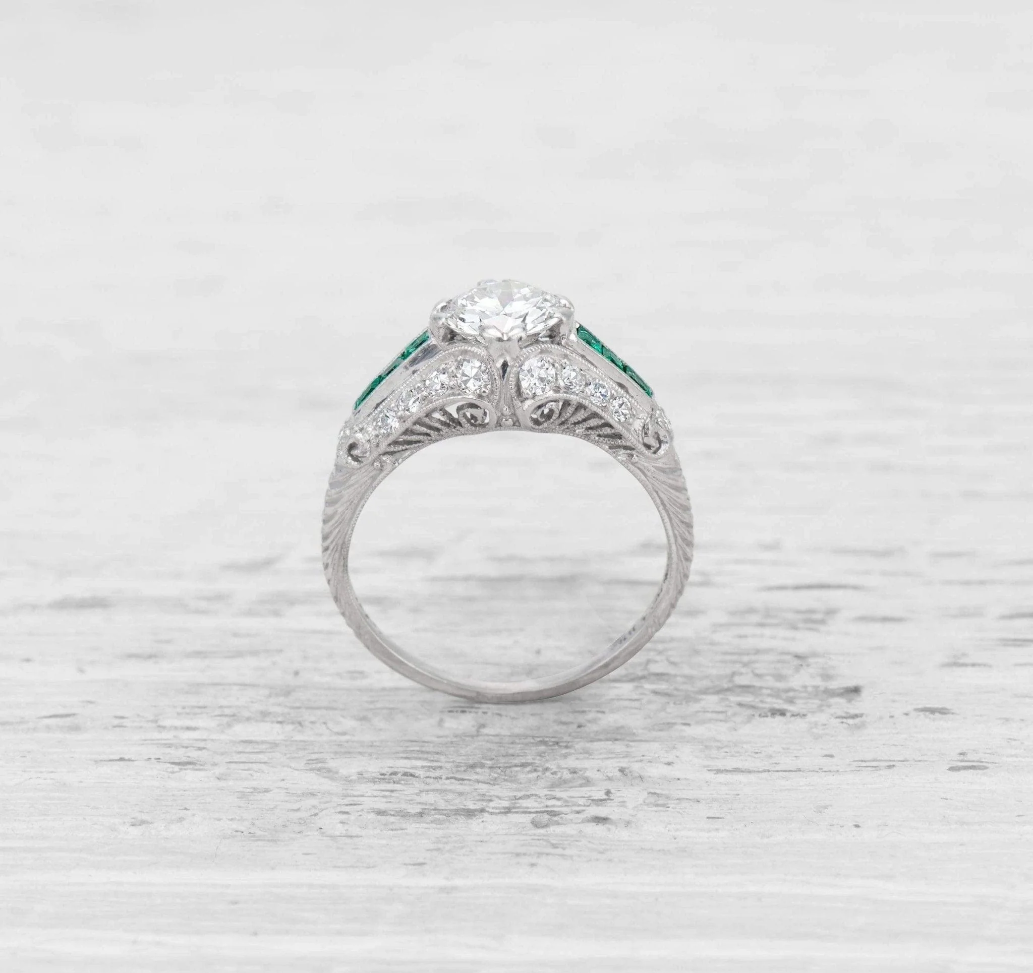 .94 CARAT BAILEY BANKS & BIDDLE DIAMOND AND EMERALD ENGAGEMENT RING - Image 4